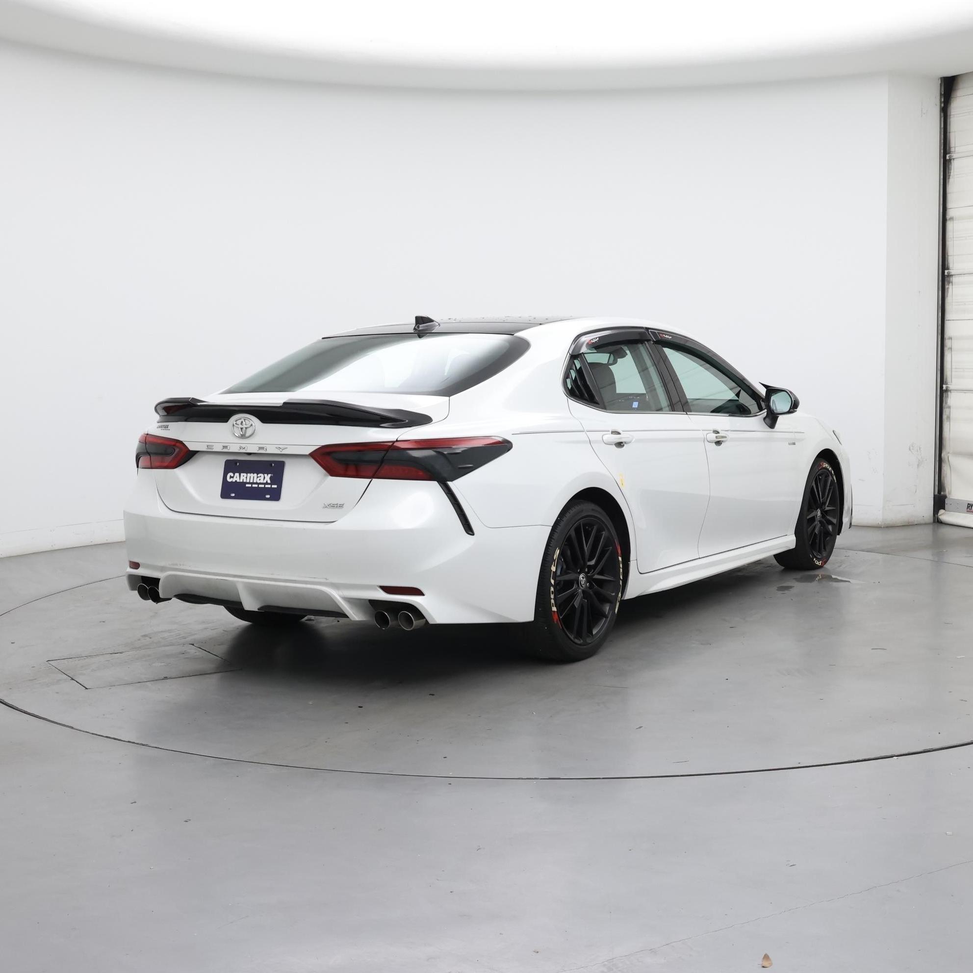 Thumbnail: 2021 Toyota Camry - 8