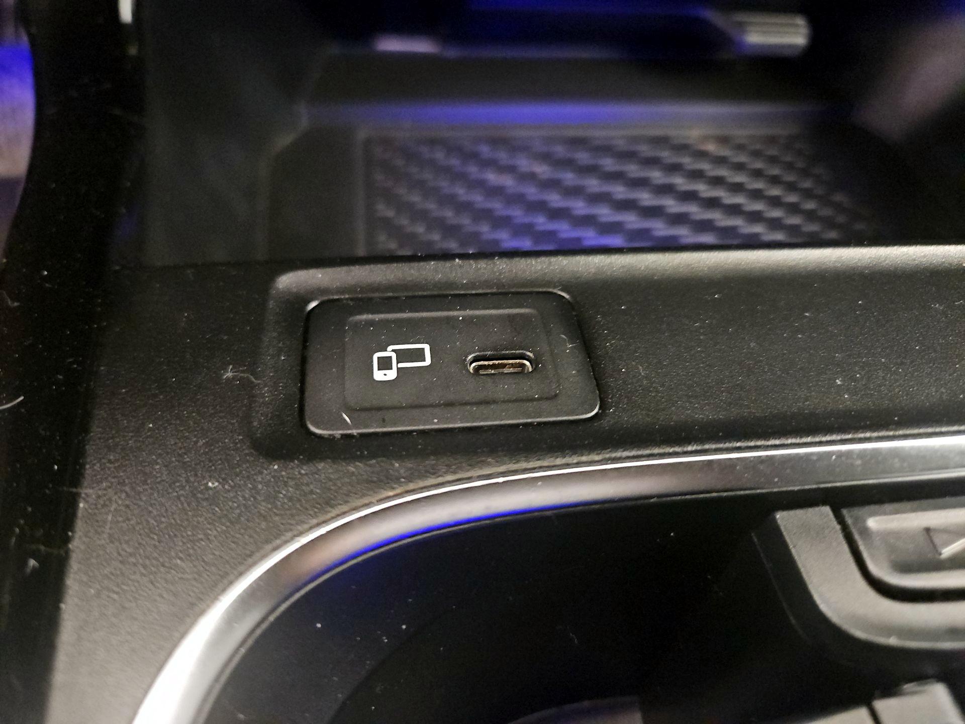 Thumbnail: 2020 Mercedes-Benz CLA - 17