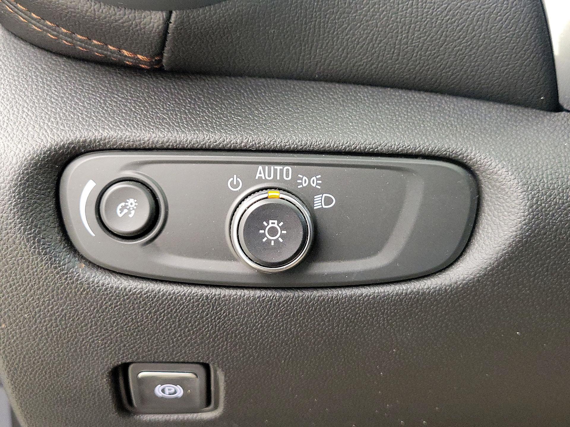 Thumbnail: 2023 Chevrolet Blazer - 13