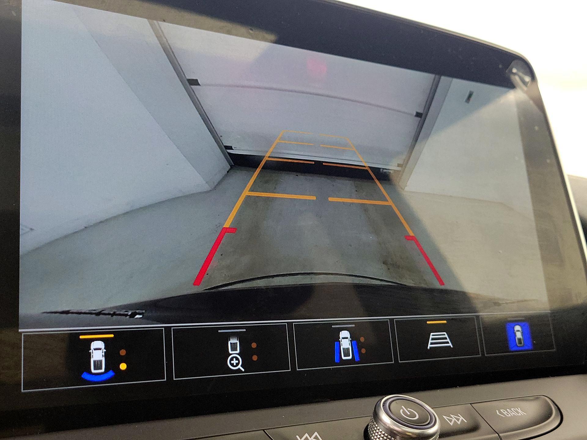 Thumbnail: 2023 Chevrolet Blazer - 14