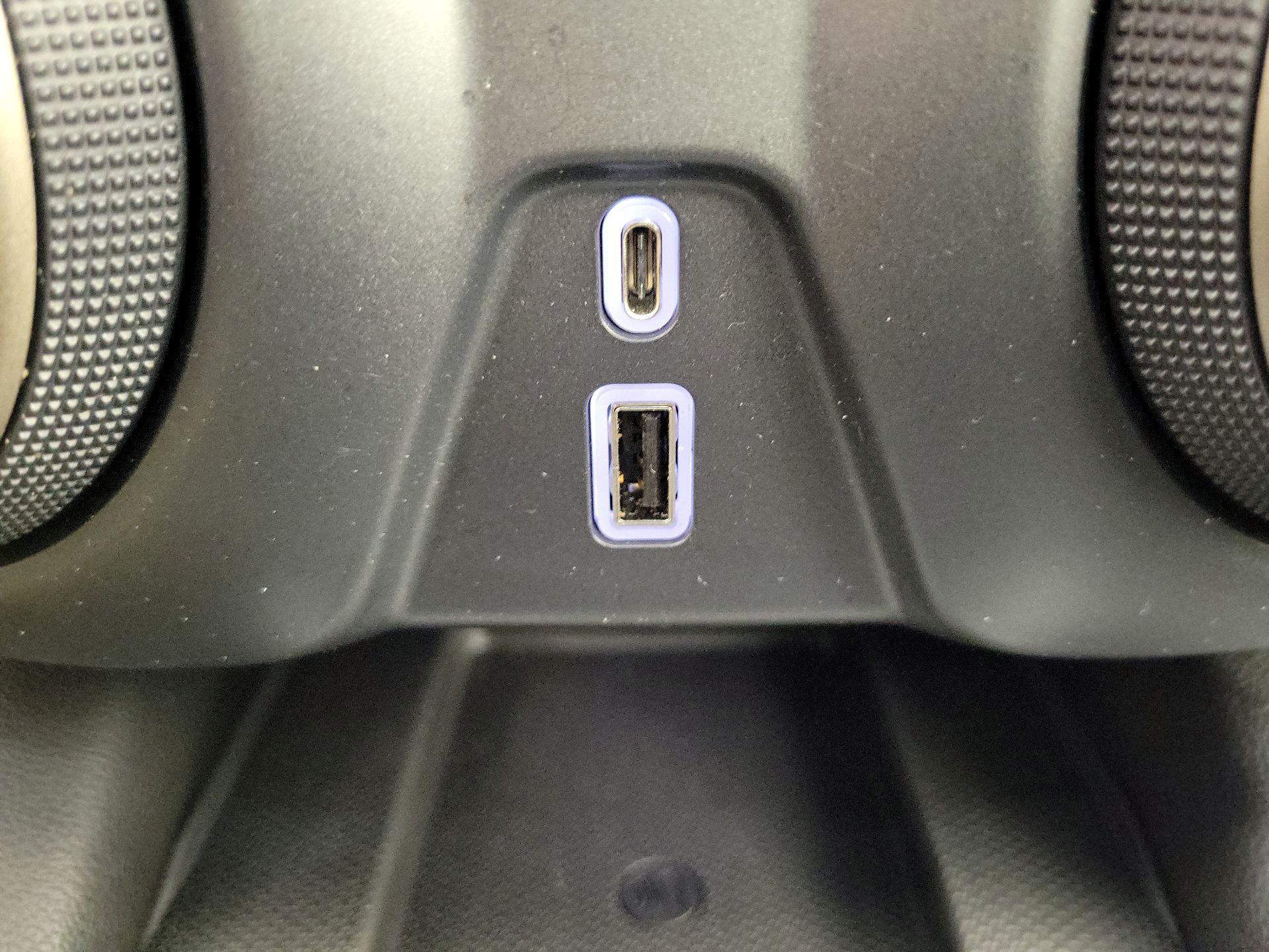 Thumbnail: 2023 Chevrolet Blazer - 18