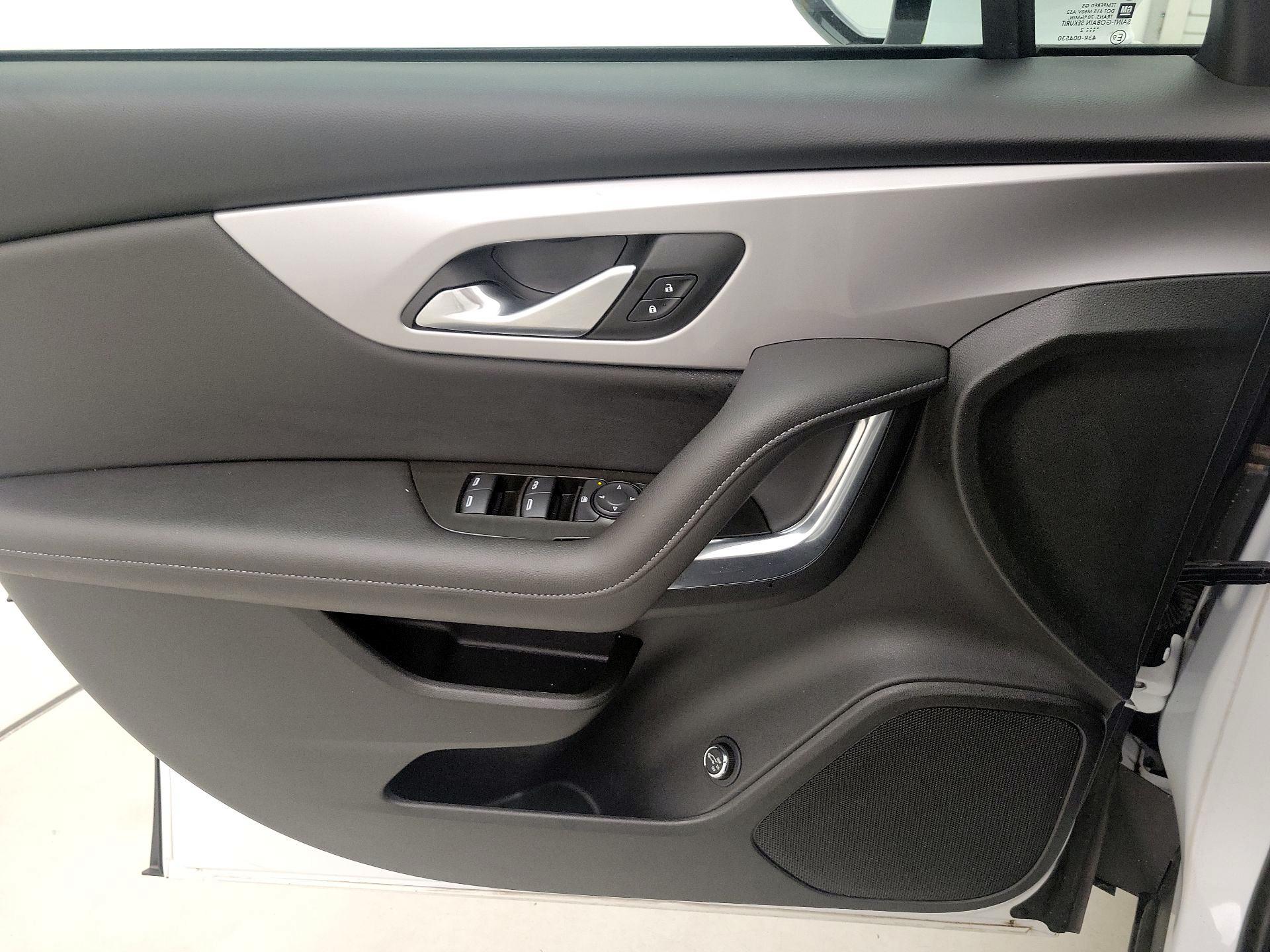 Thumbnail: 2022 Chevrolet Blazer - 12