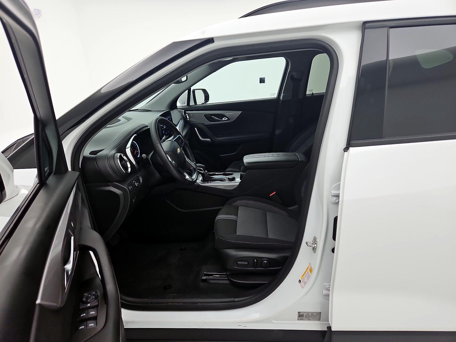 Thumbnail: 2023 Chevrolet Blazer - 11