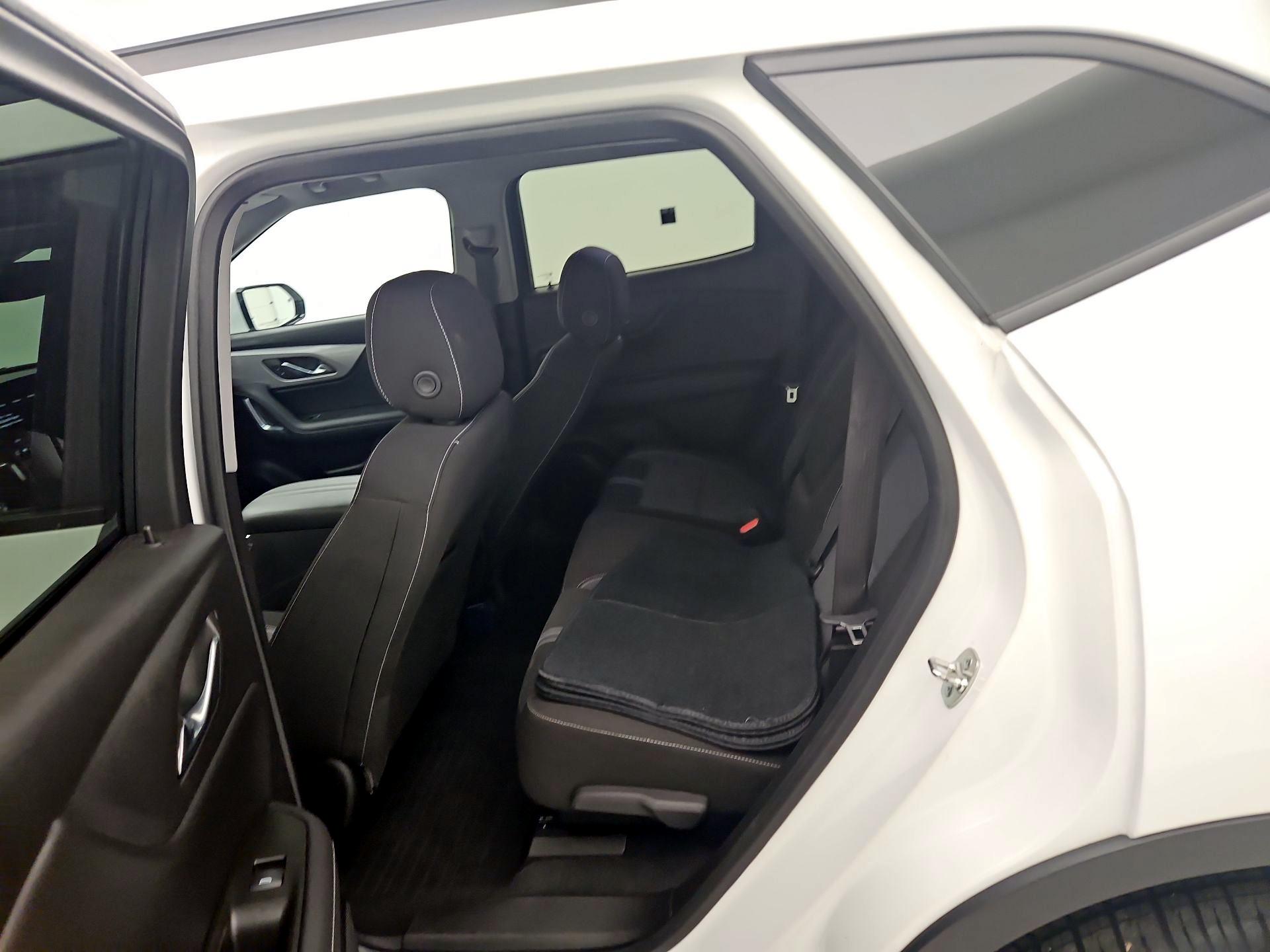 Thumbnail: 2023 Chevrolet Blazer - 19