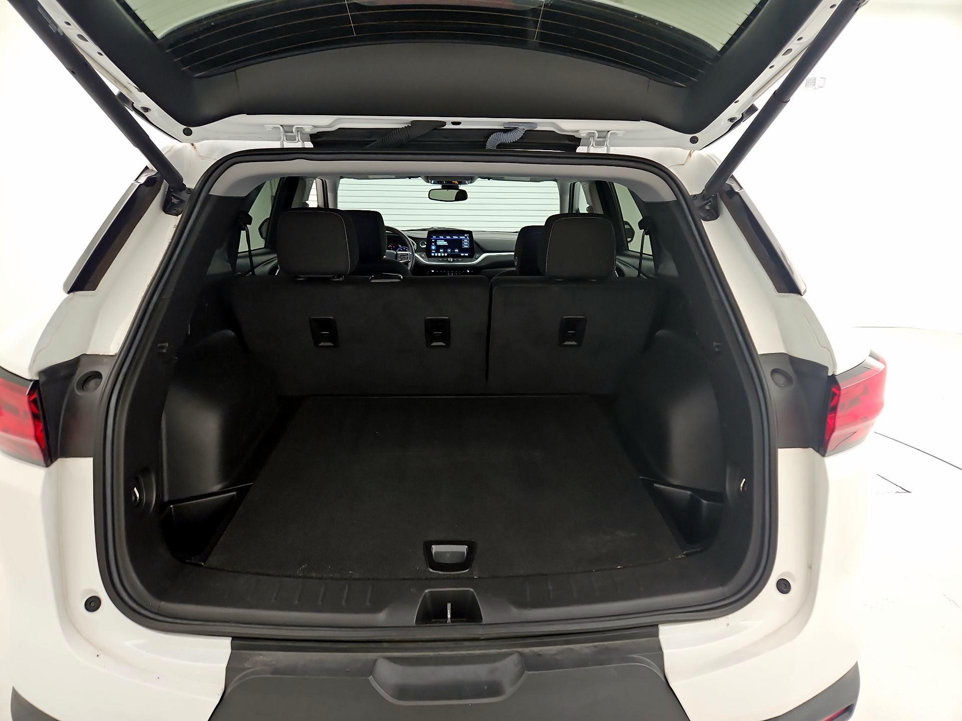 Thumbnail: 2023 Chevrolet Blazer - 20