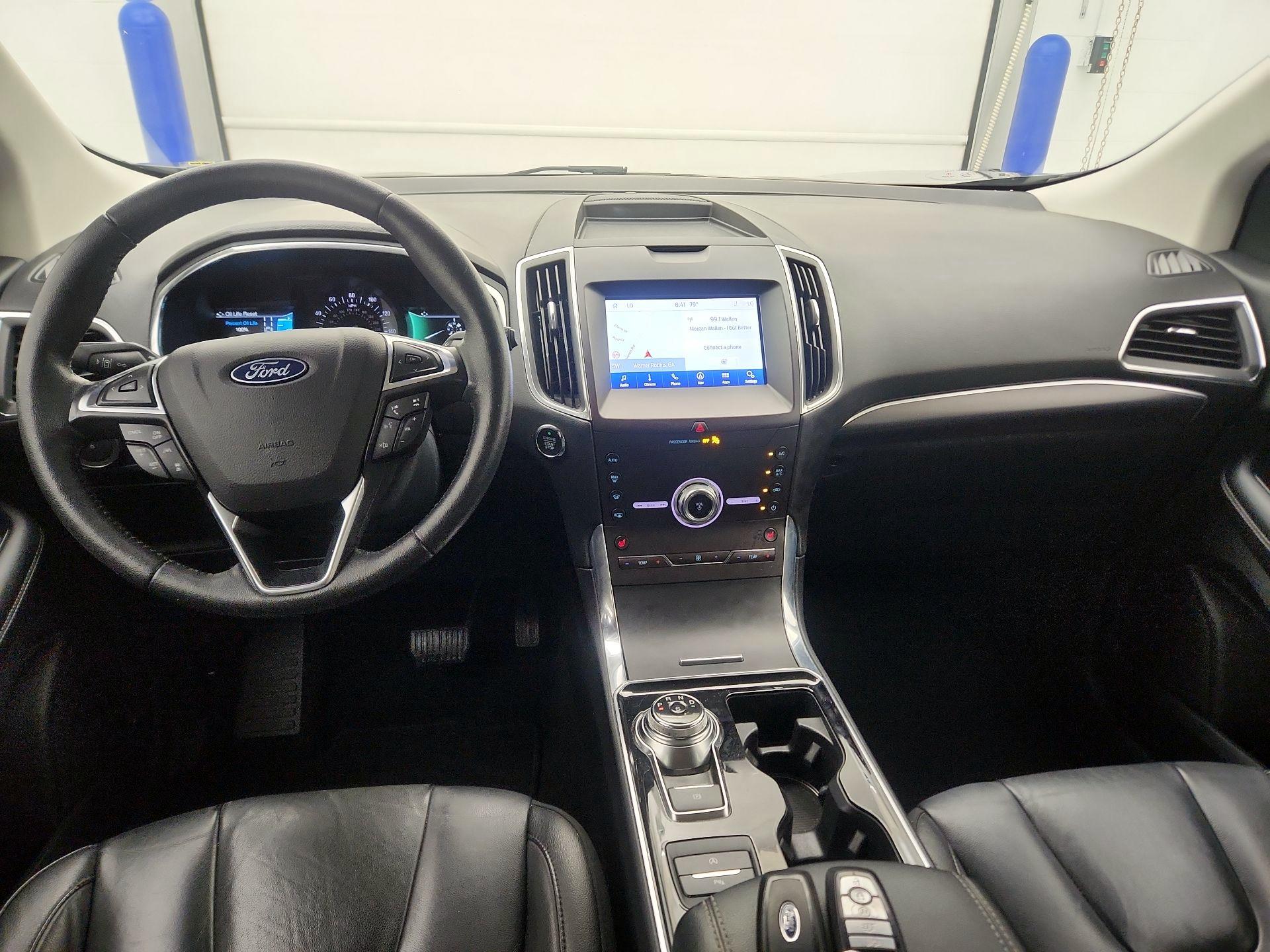 Thumbnail: 2020 Ford Edge - 9