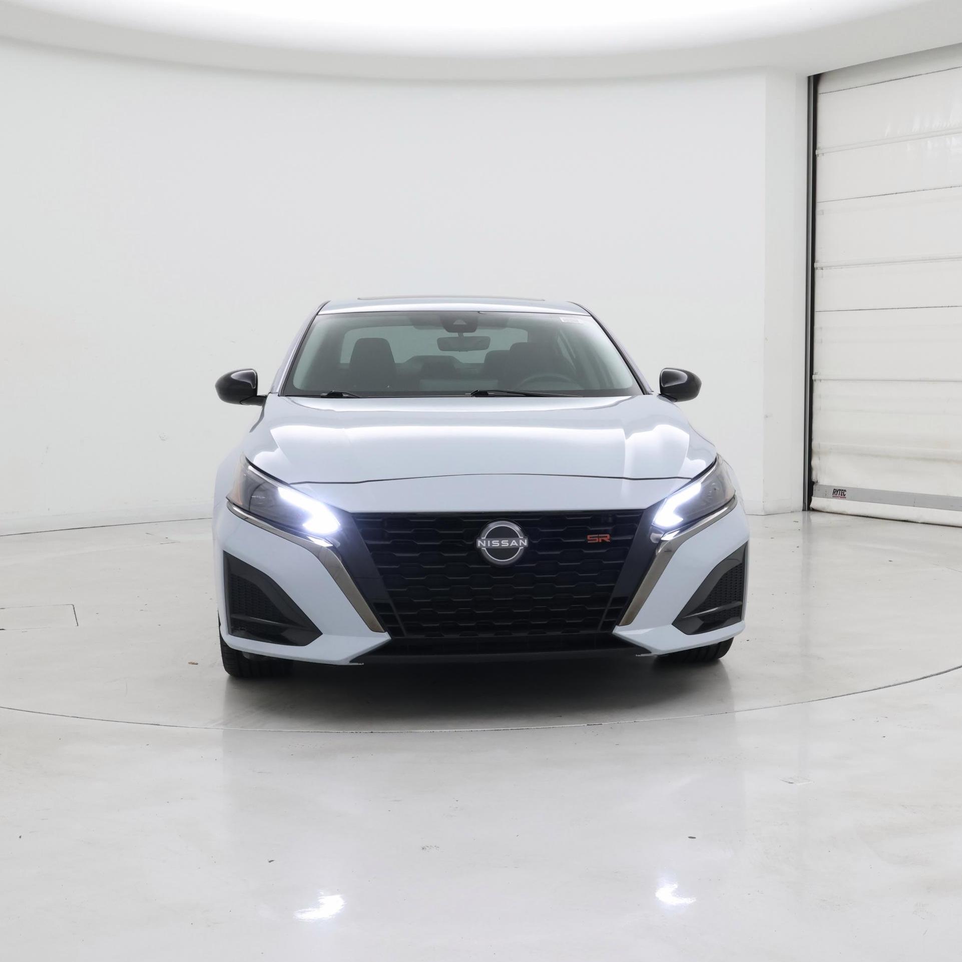 Thumbnail: 2023 Nissan Altima - 5