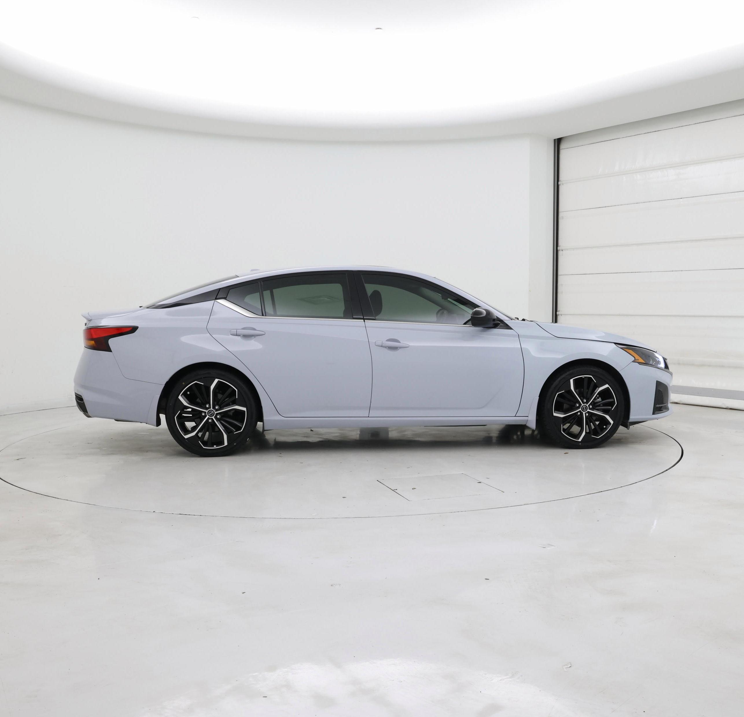 Thumbnail: 2023 Nissan Altima - 7