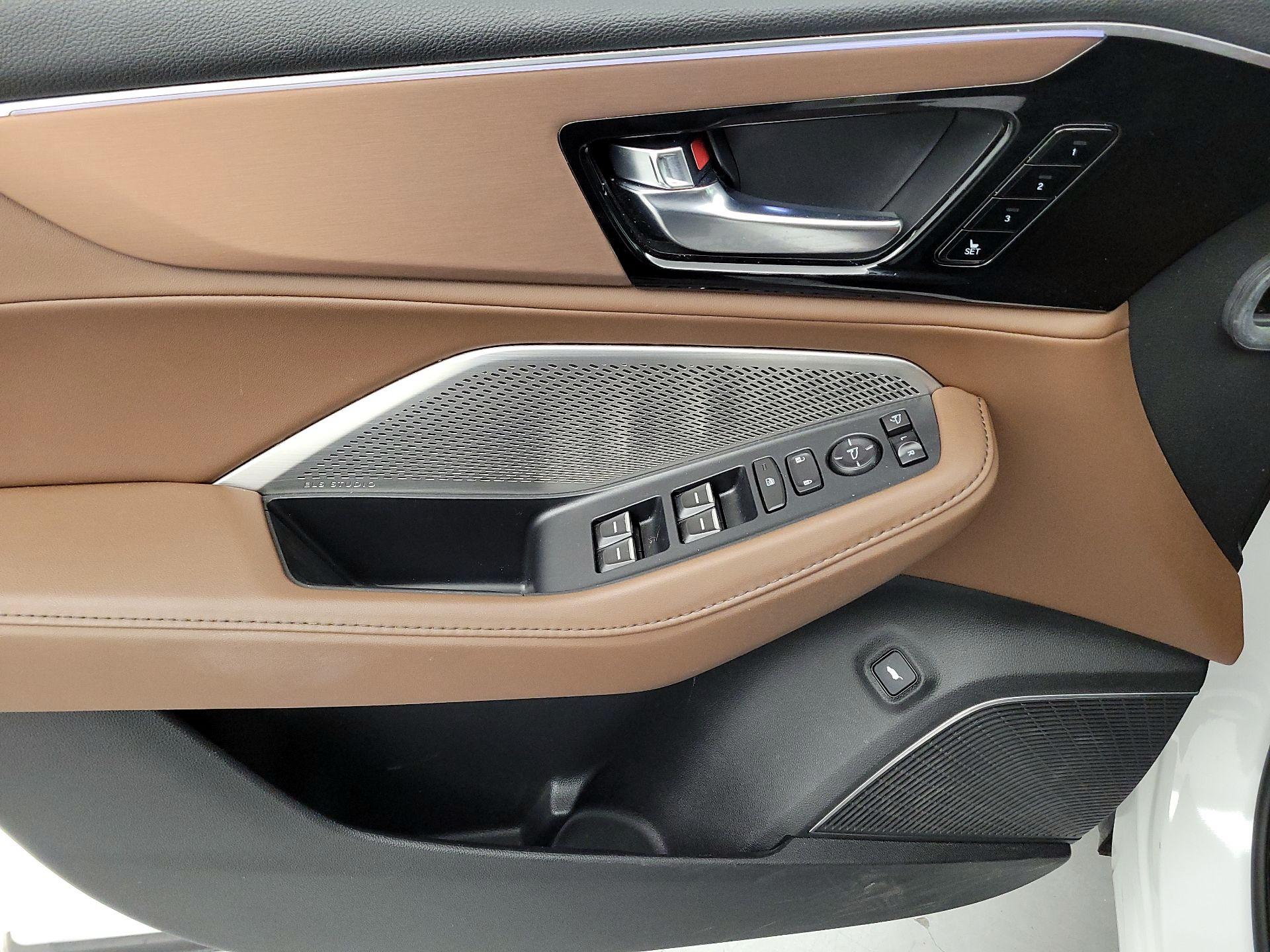 Thumbnail: 2024 Acura MDX - 12