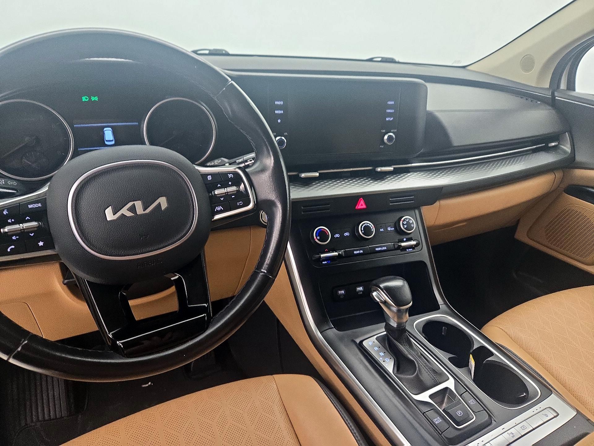 Thumbnail: 2022 Kia Carnival - 9