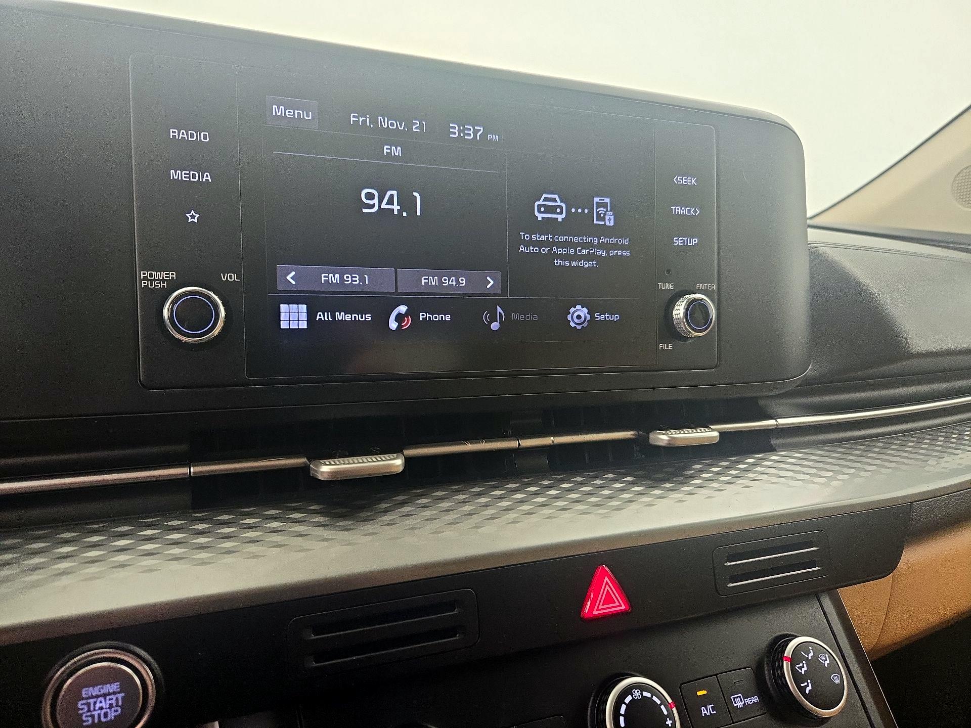 Thumbnail: 2022 Kia Carnival - 15