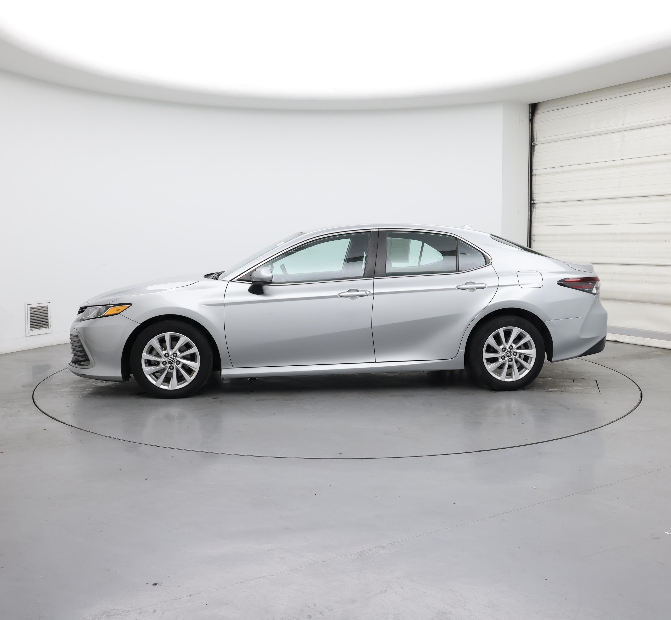 Thumbnail: 2023 Toyota Camry - 3