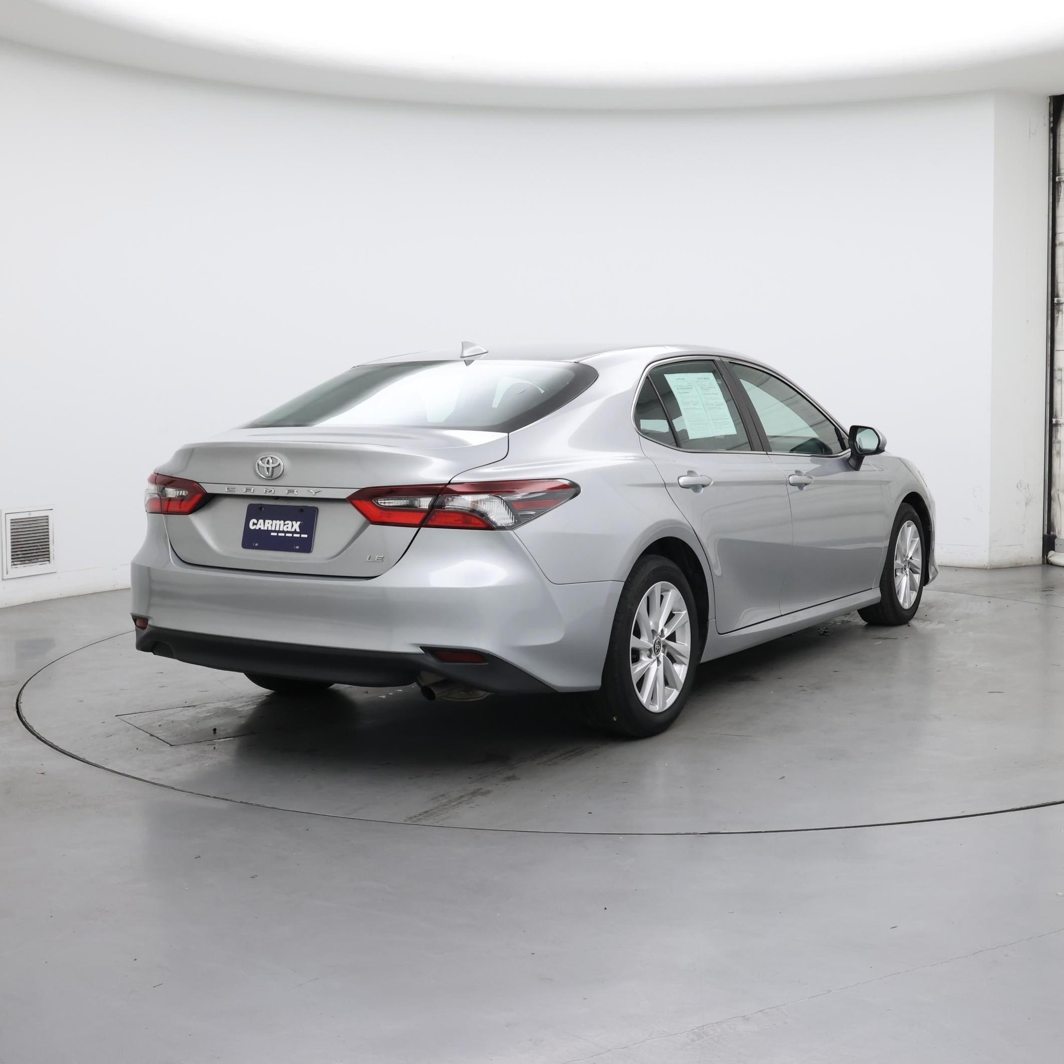 Thumbnail: 2023 Toyota Camry - 8