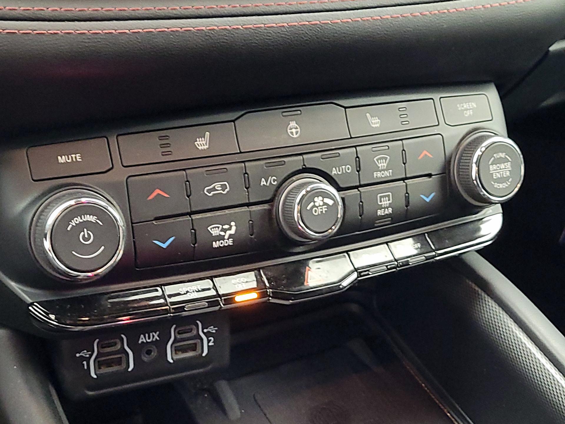 Thumbnail: 2021 Dodge Durango - 16