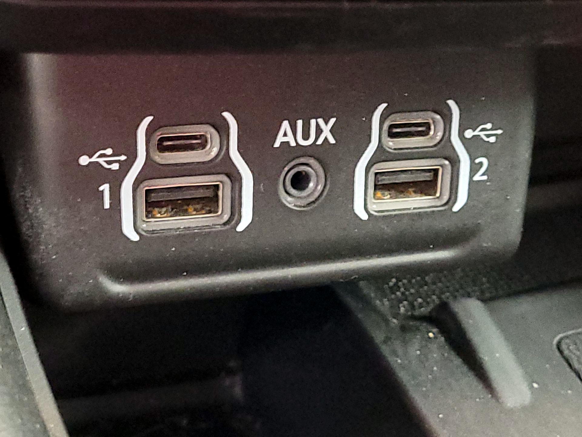 Thumbnail: 2021 Dodge Durango - 18