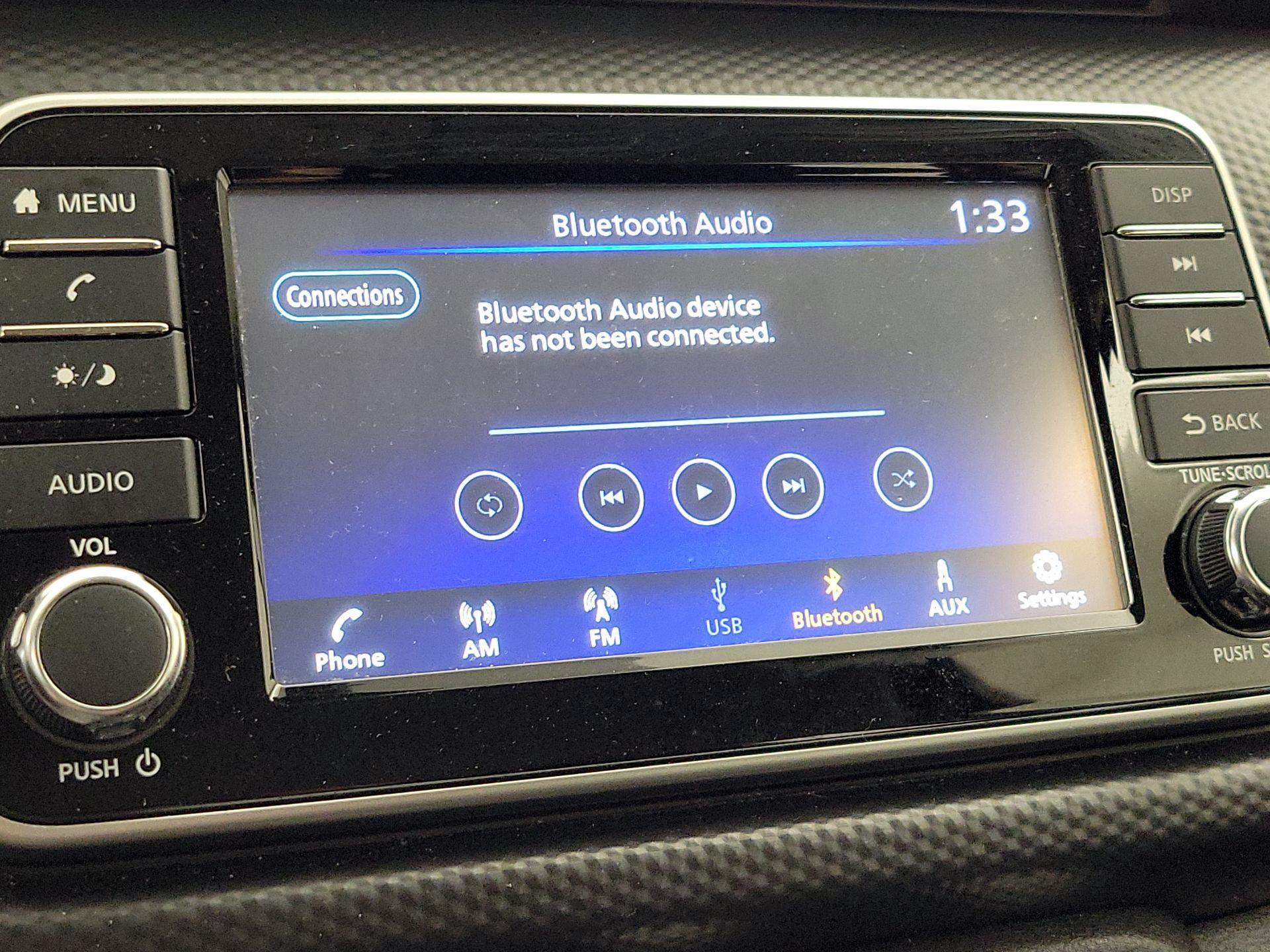 Thumbnail: 2021 Nissan Kicks - 15