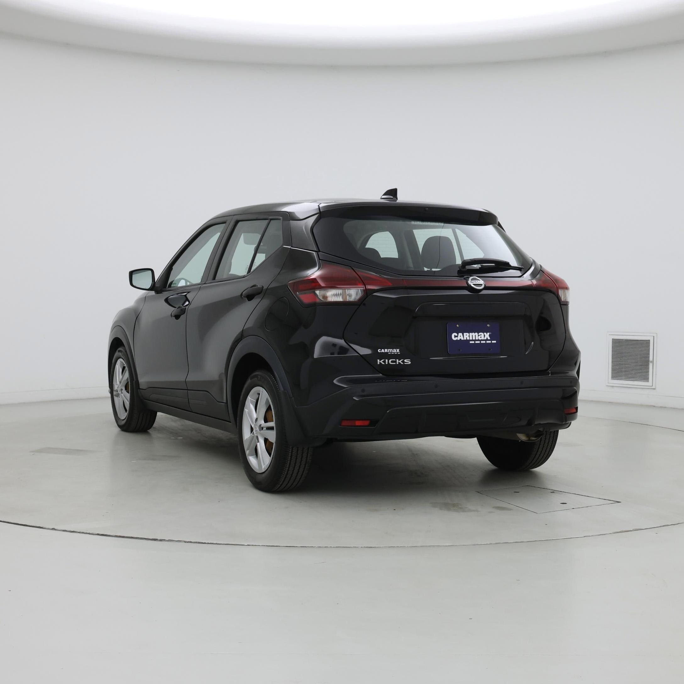 Thumbnail: 2021 Nissan Kicks - 2