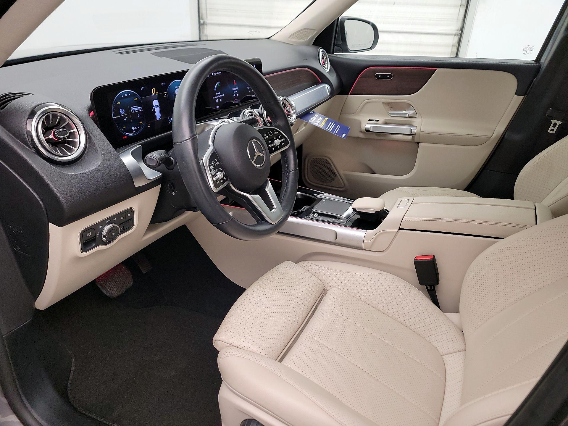 Thumbnail: 2022 Mercedes-Benz GLB - 11