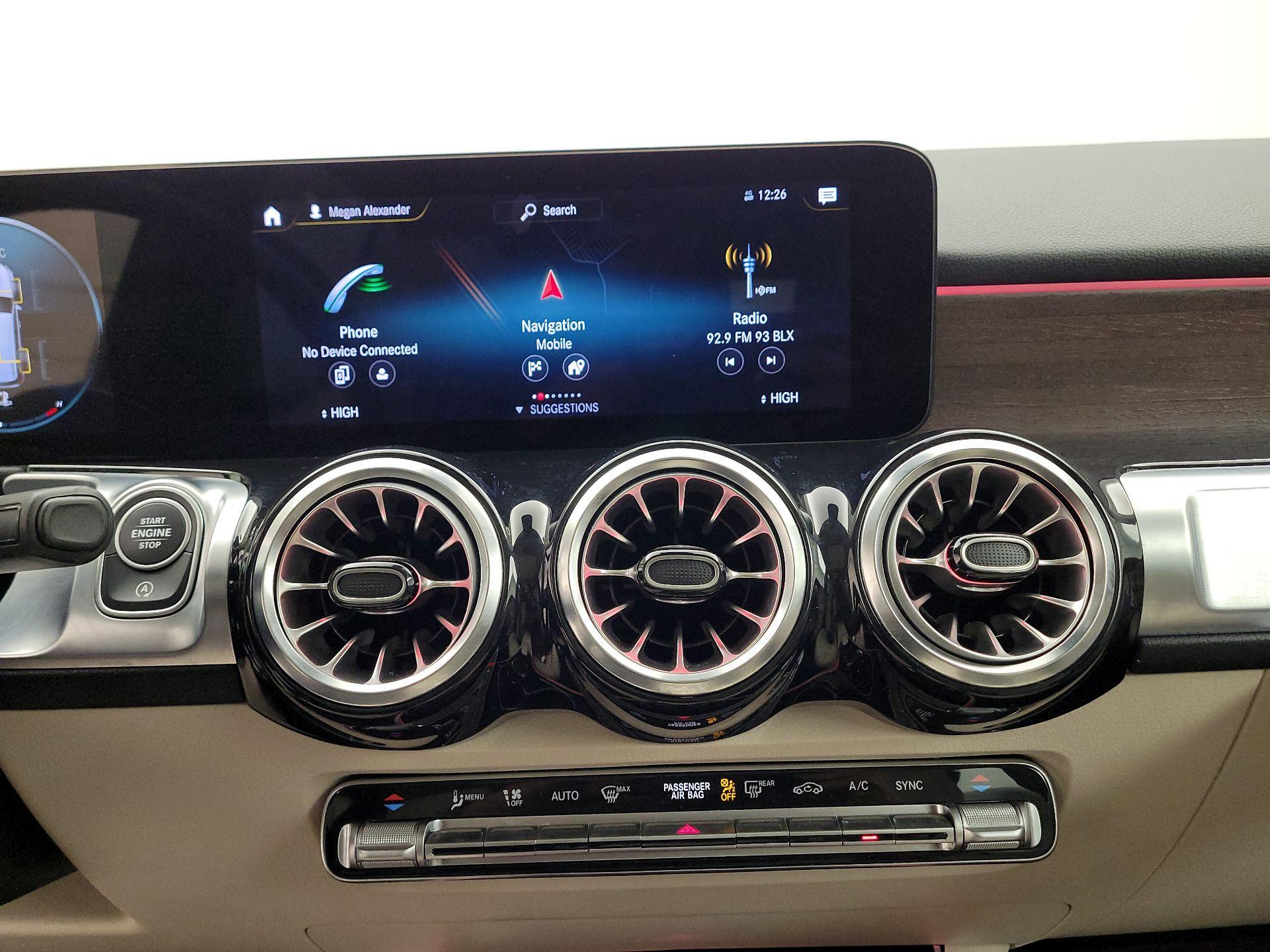 Thumbnail: 2022 Mercedes-Benz GLB - 13