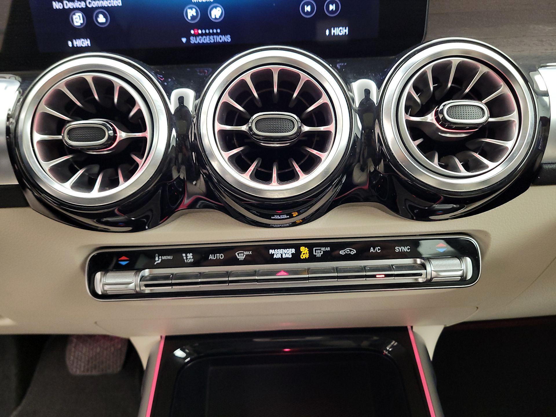 Thumbnail: 2022 Mercedes-Benz GLB - 14