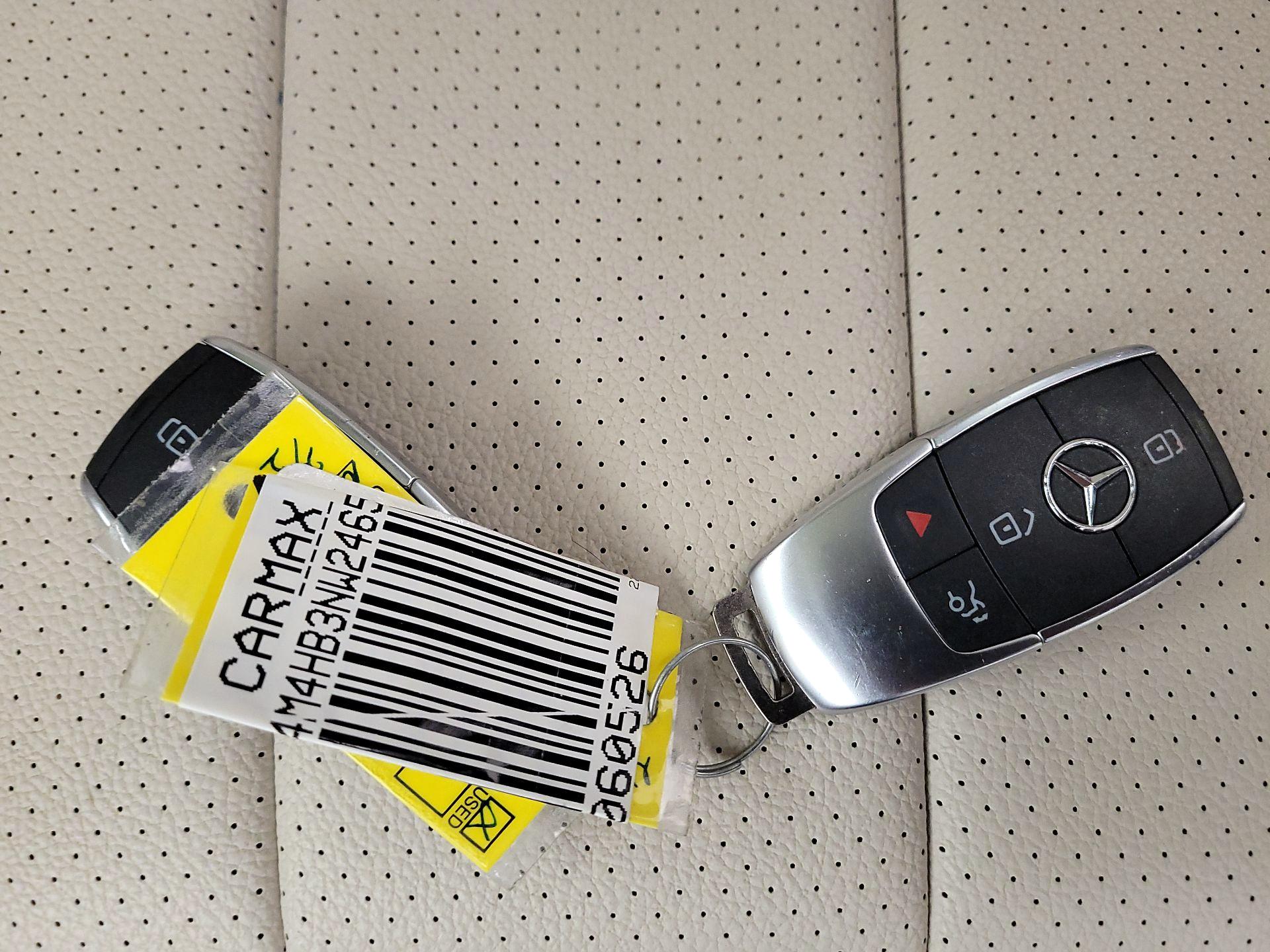 Thumbnail: 2022 Mercedes-Benz GLB - 18