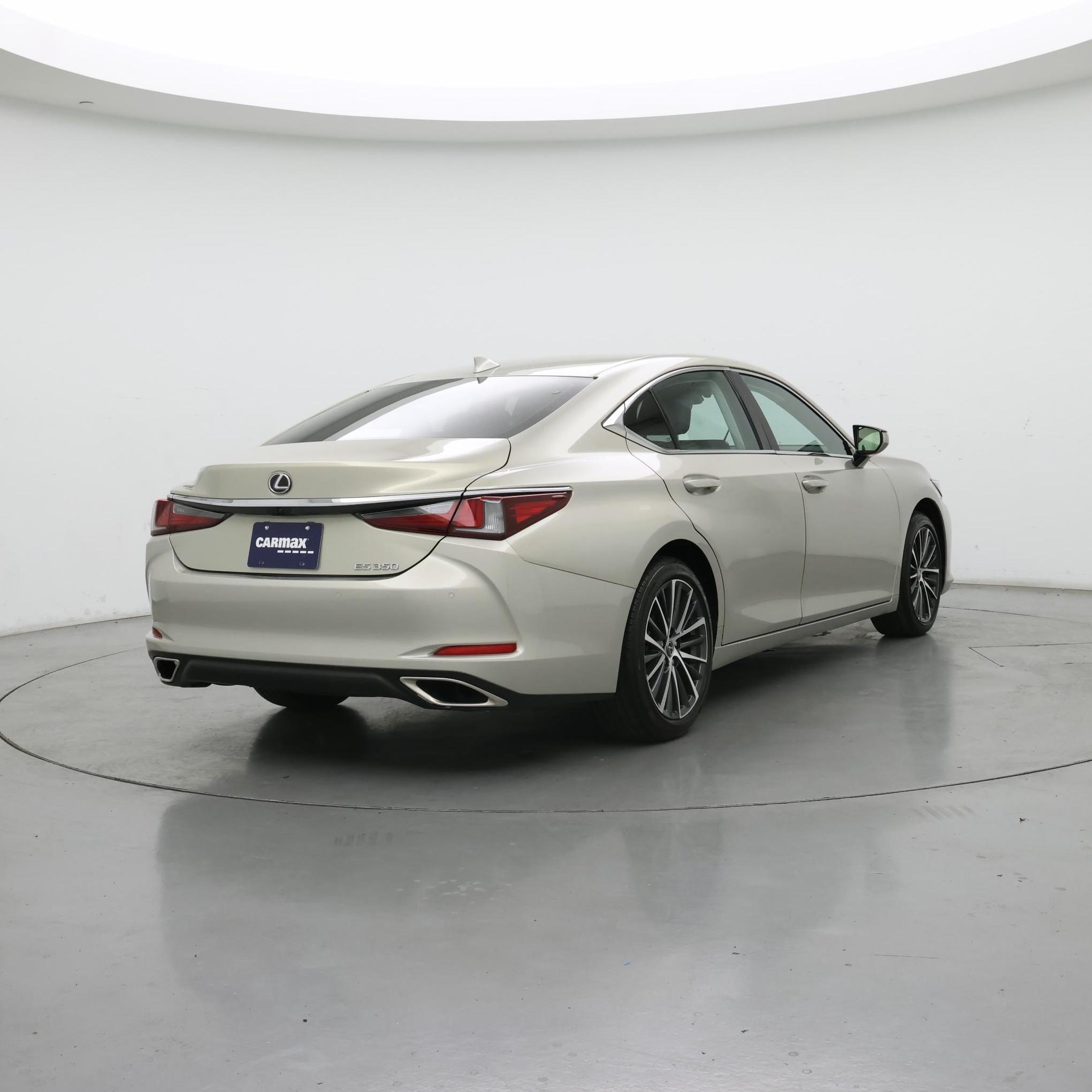 Thumbnail: 2024 Lexus ES - 8