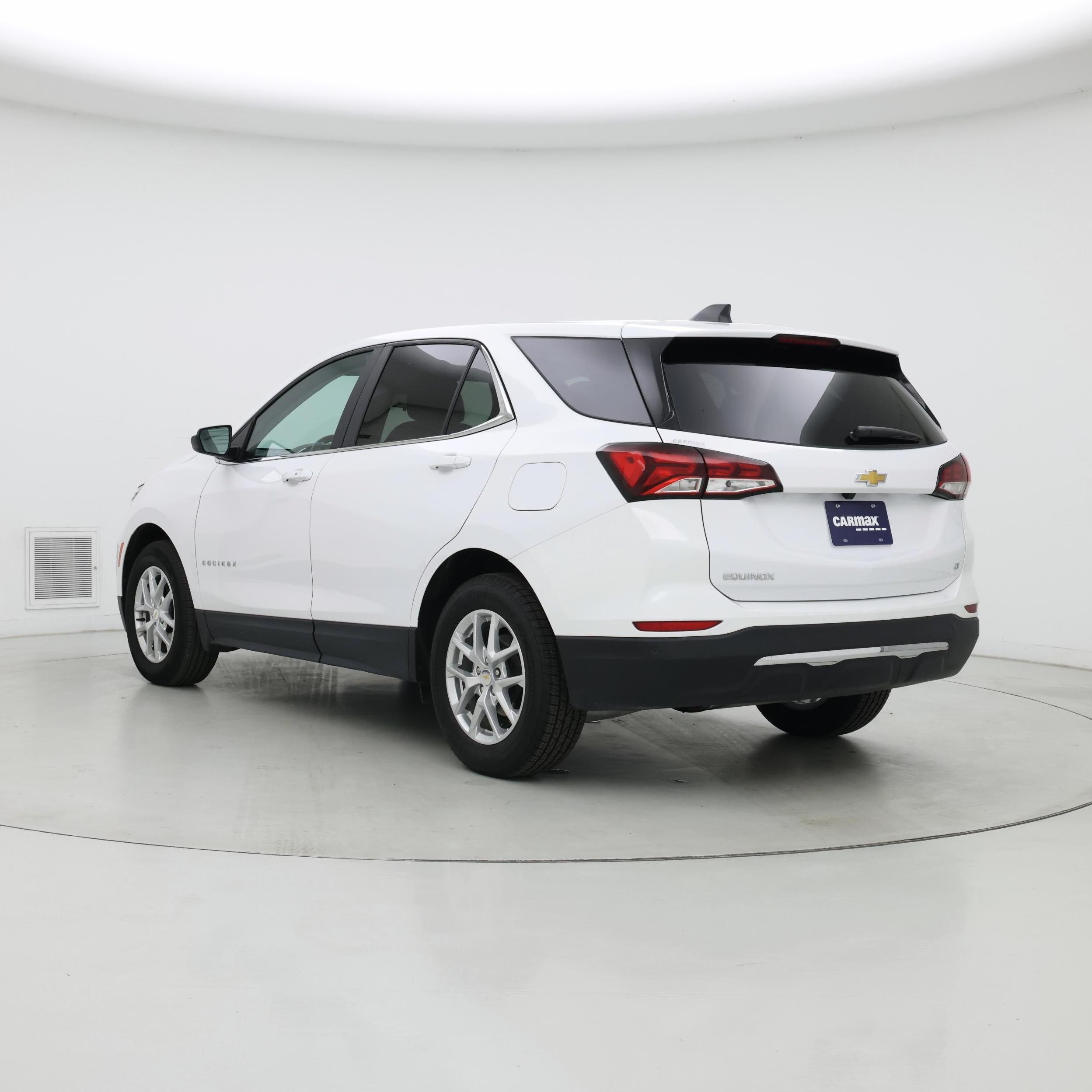 Thumbnail: 2022 Chevrolet Equinox - 2