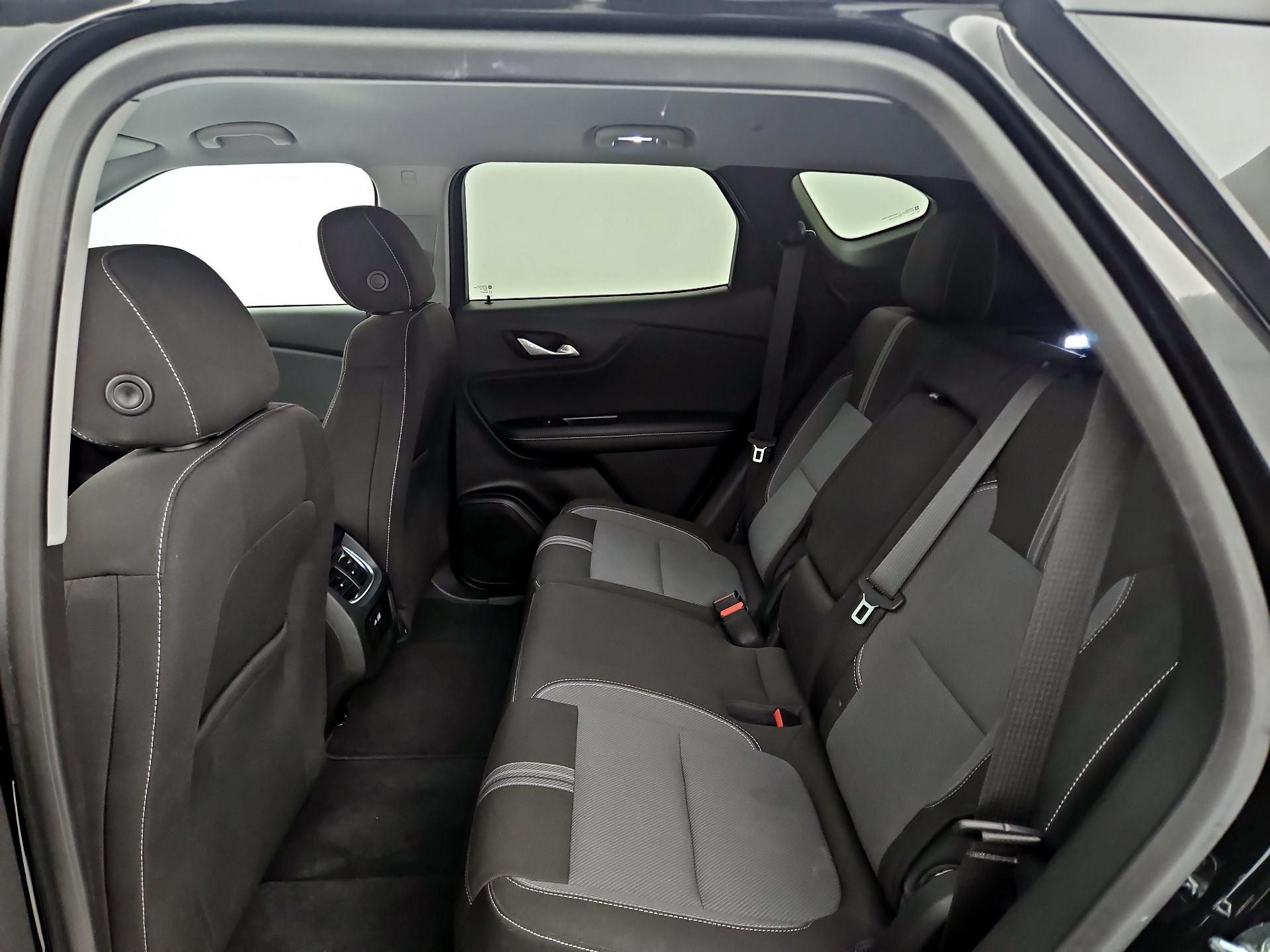 Thumbnail: 2023 Chevrolet Blazer - 19