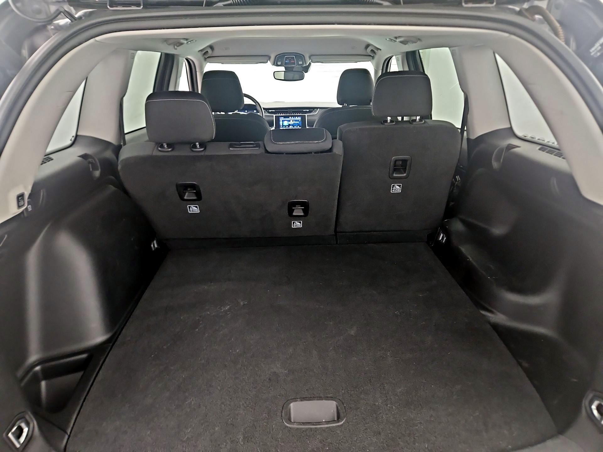 Thumbnail: 2022 Jeep Grand Cherokee - 20