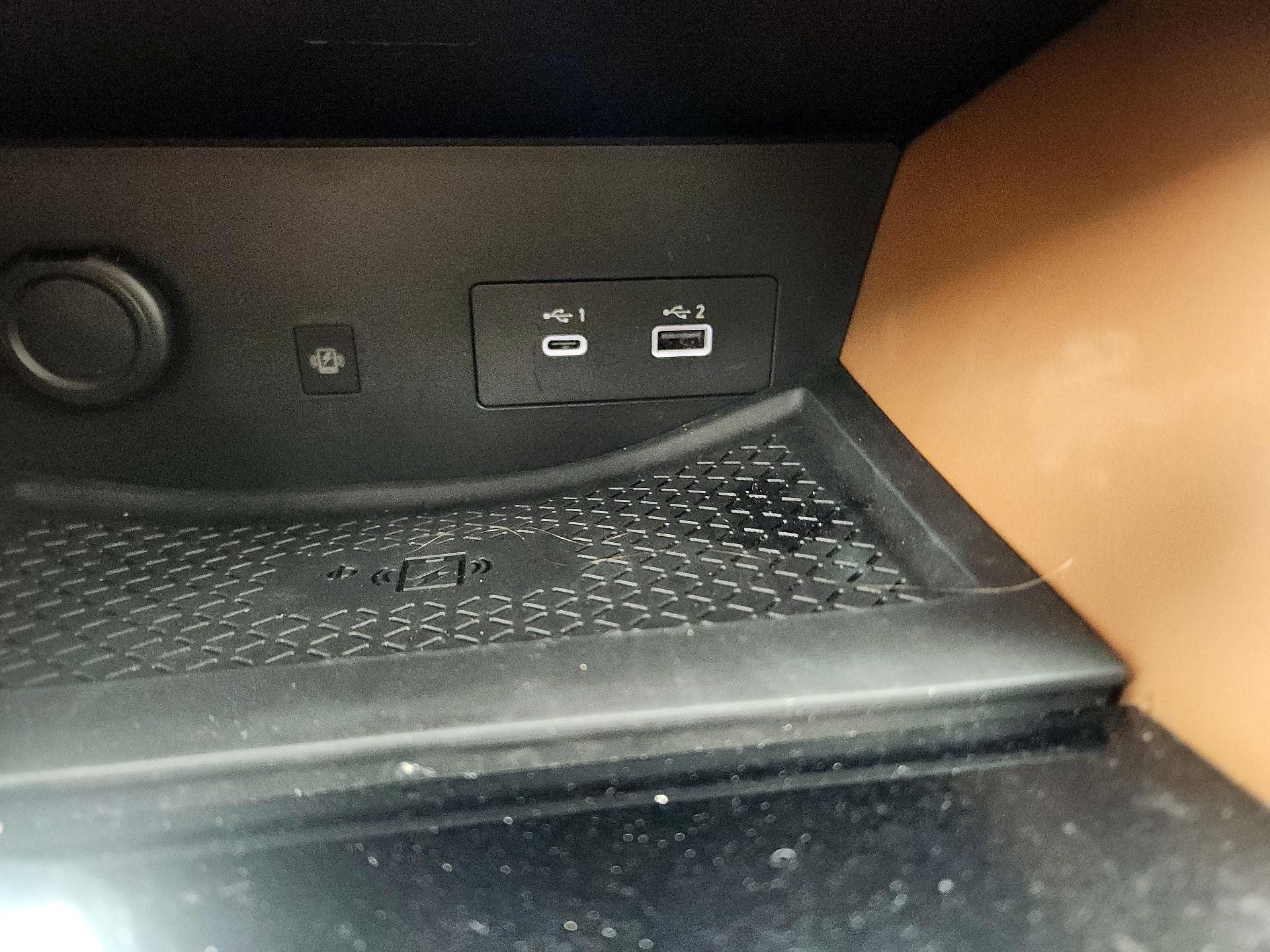 Thumbnail: 2022 Nissan Pathfinder - 19