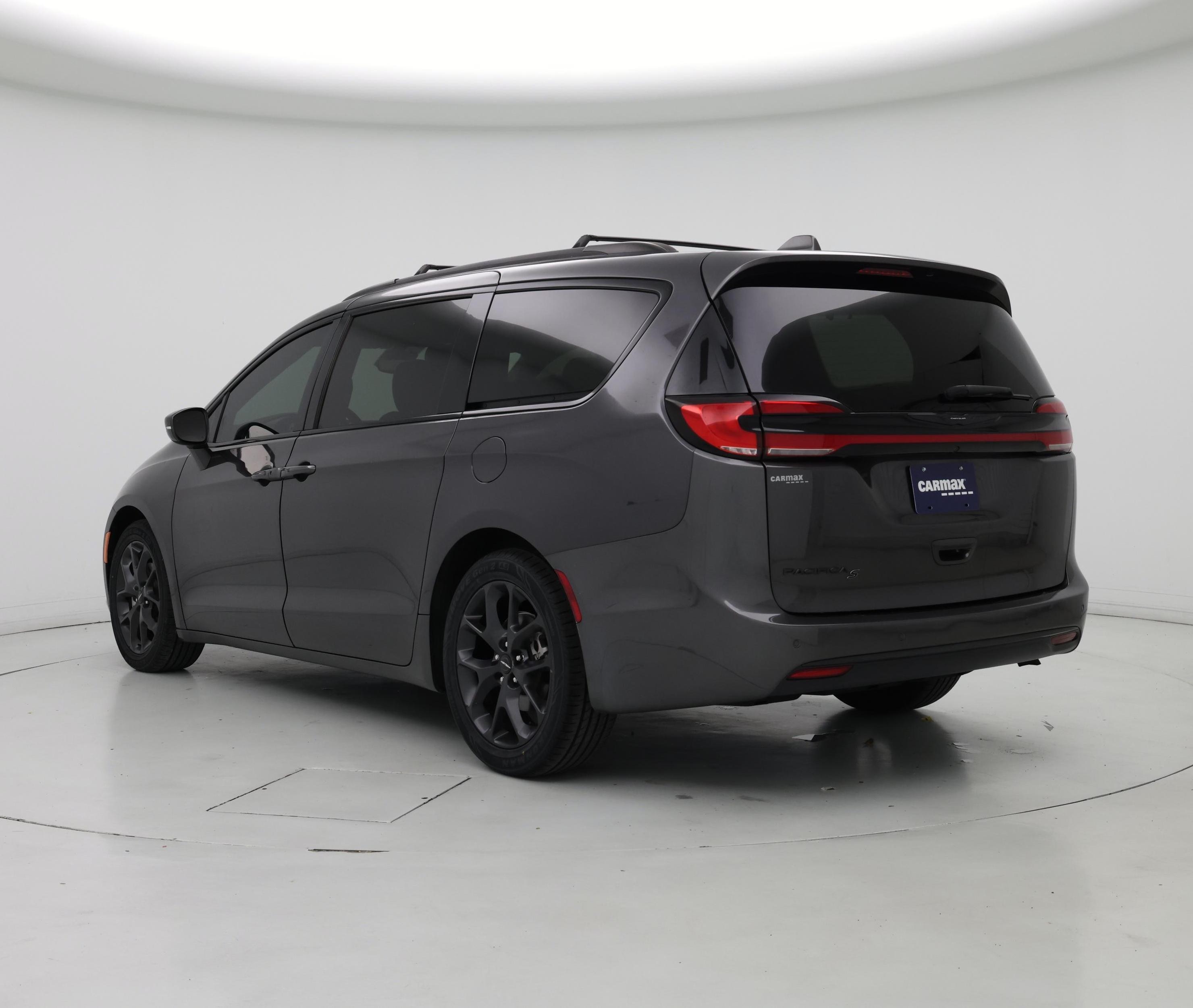 Thumbnail: 2022 Chrysler Pacifica - 2