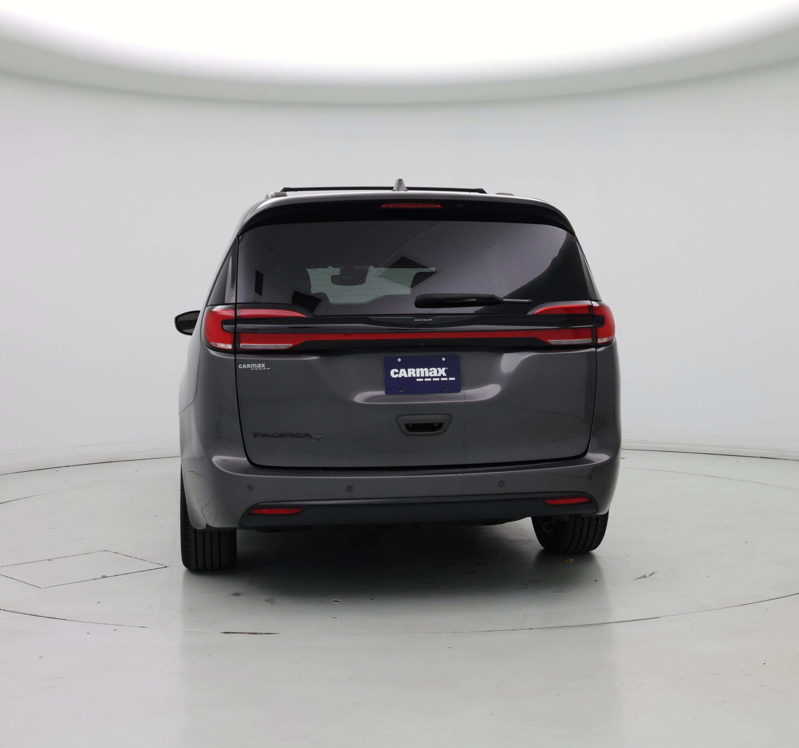 Thumbnail: 2022 Chrysler Pacifica - 6