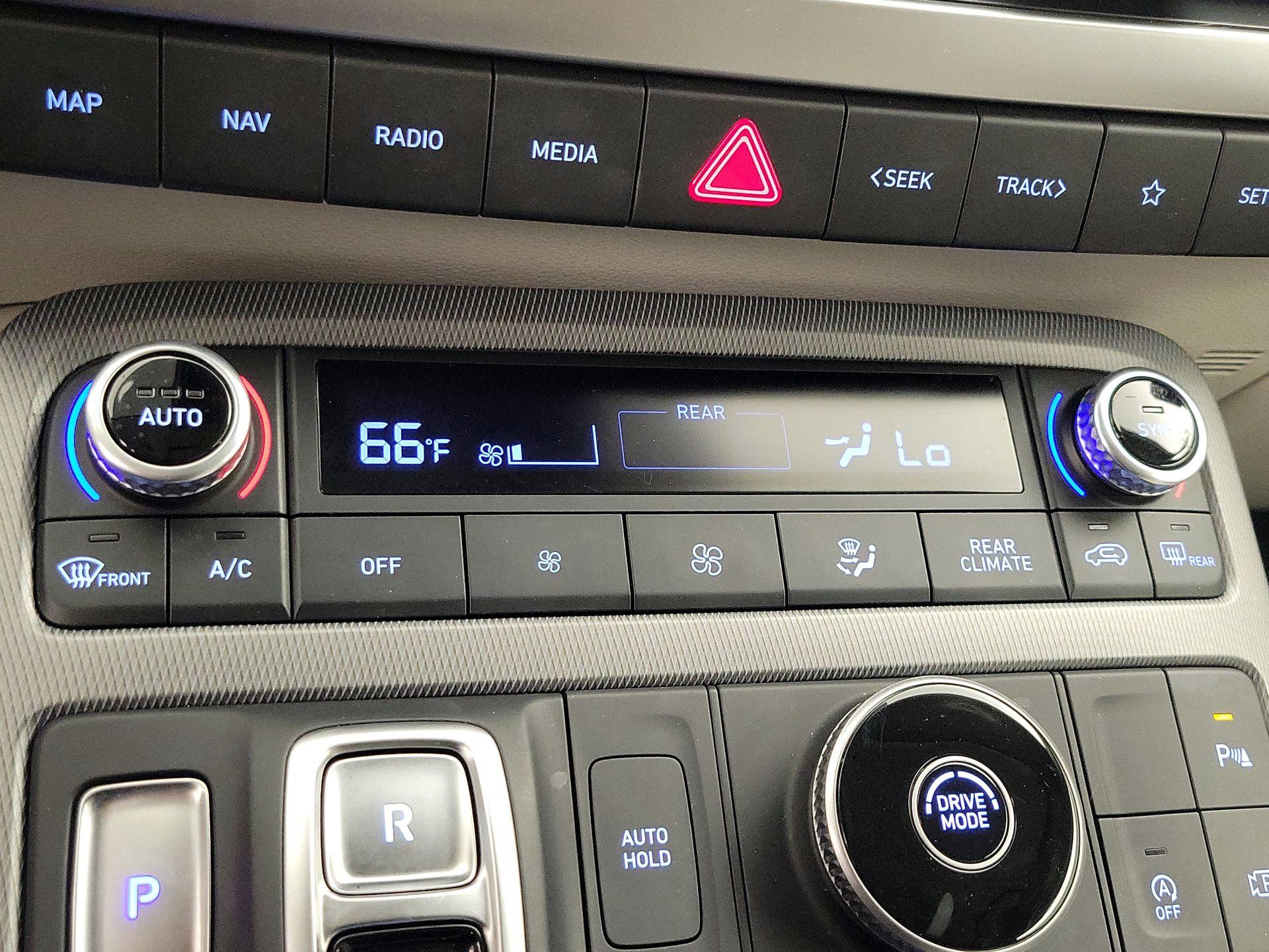 Thumbnail: 2023 Hyundai Palisade - 17