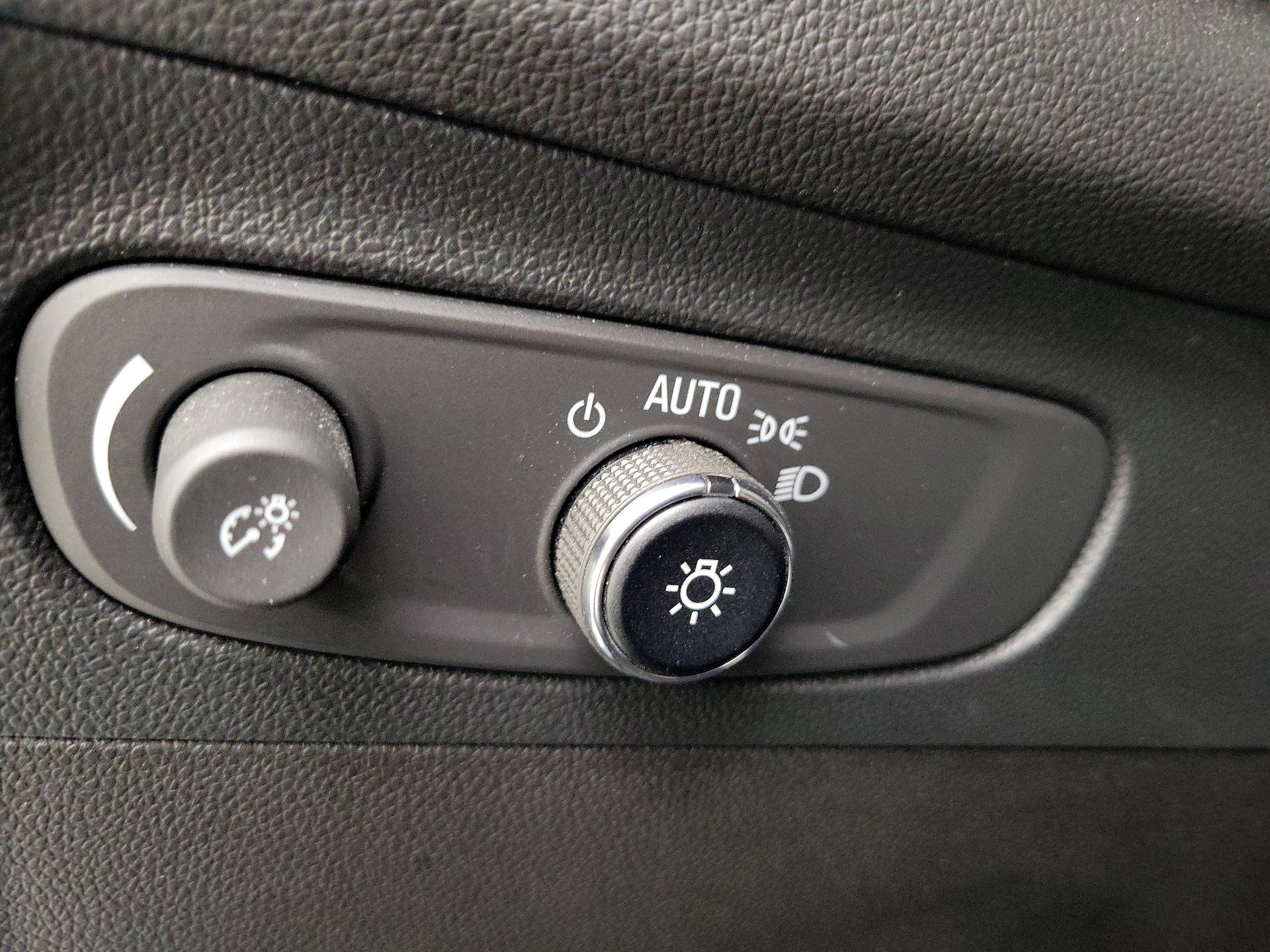 Thumbnail: 2022 Buick Envision - 13