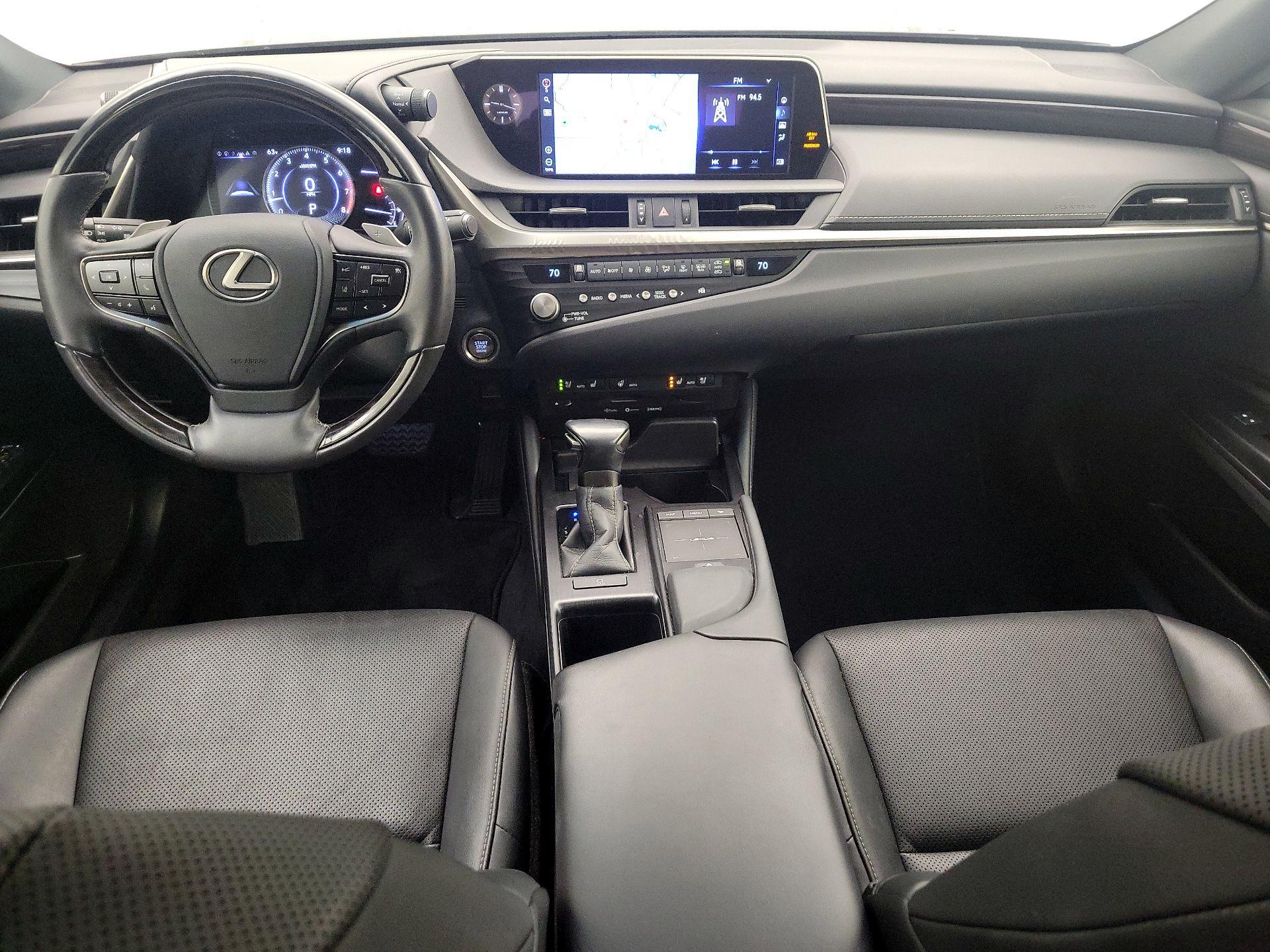 Thumbnail: 2021 Lexus ES - 9