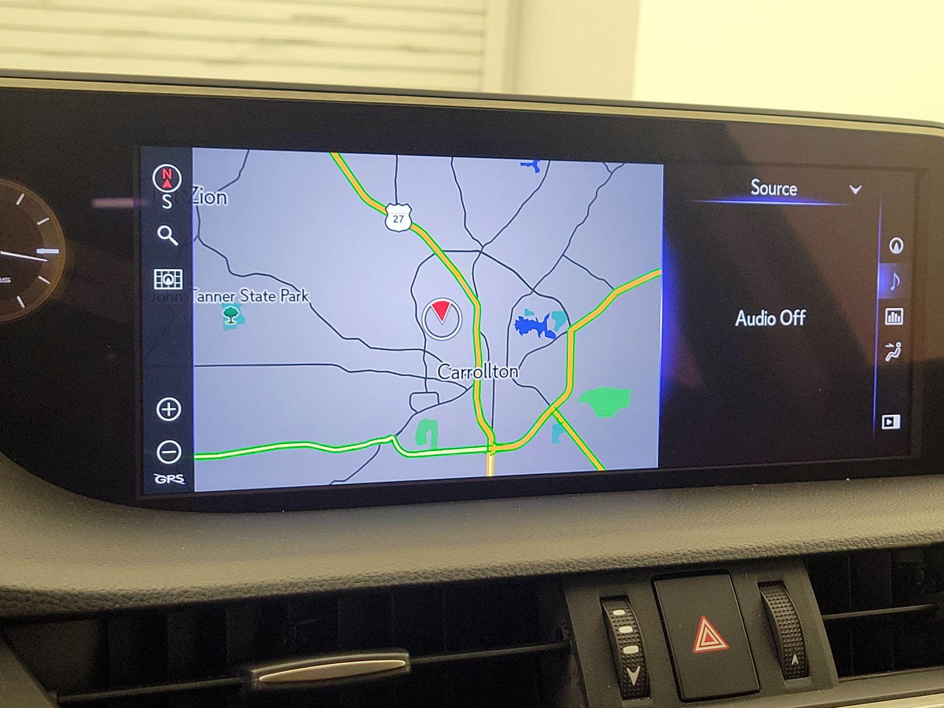 Thumbnail: 2021 Lexus ES - 13