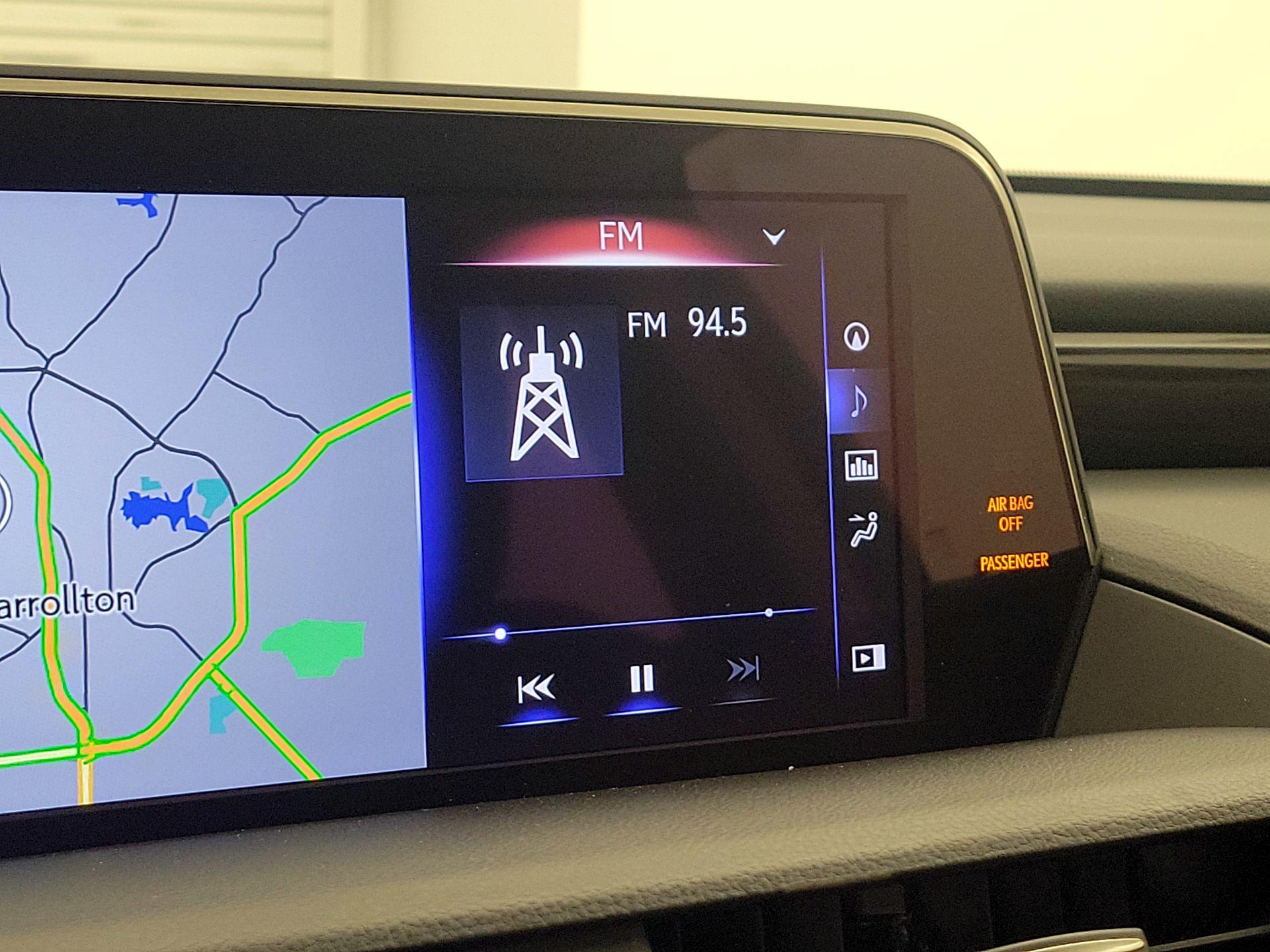 Thumbnail: 2021 Lexus ES - 15