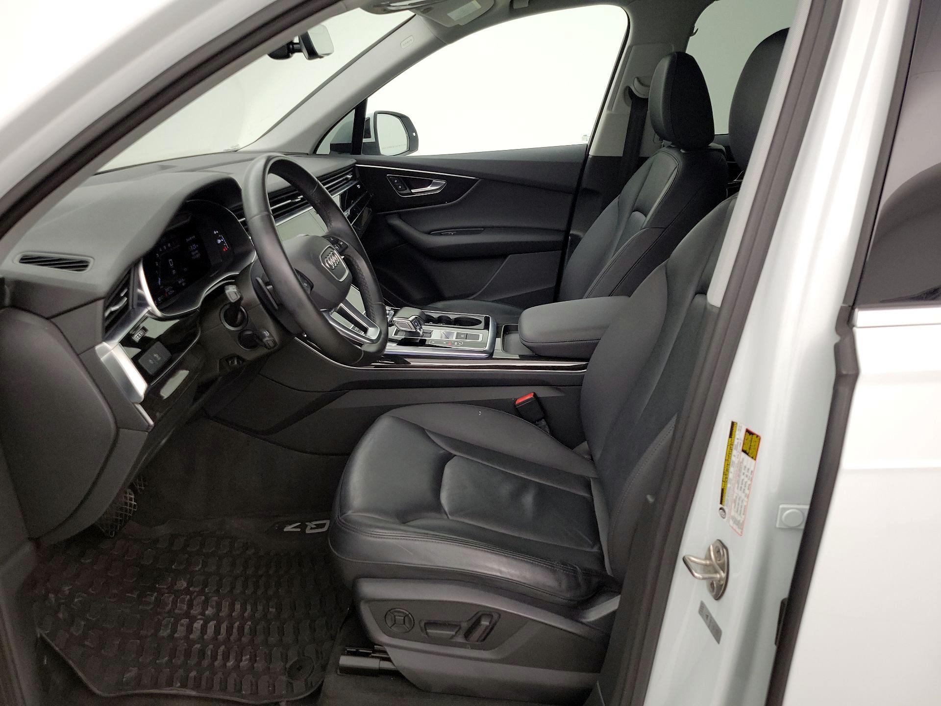 Thumbnail: 2022 Audi Q7 - 11