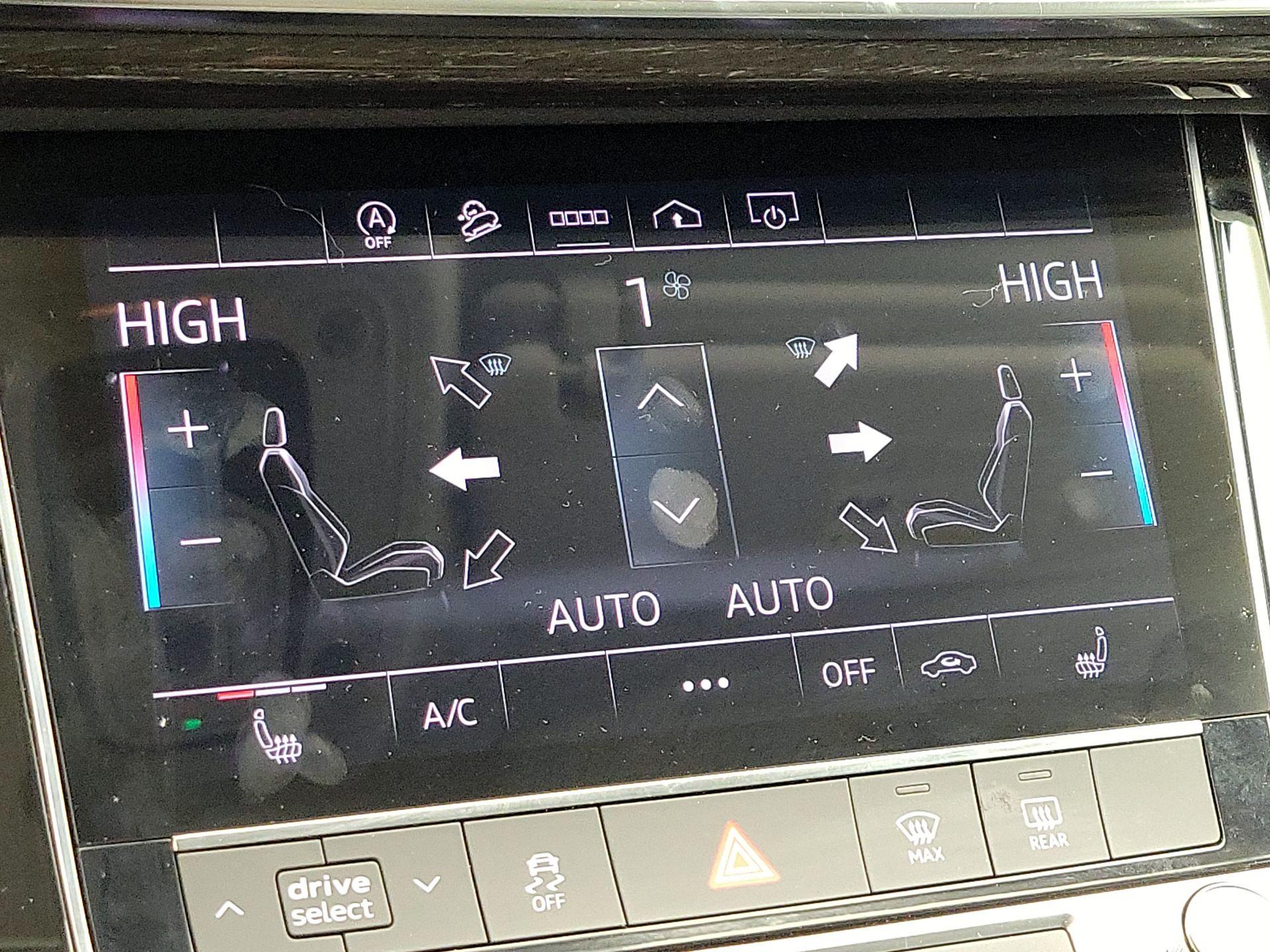 Thumbnail: 2022 Audi Q7 - 17