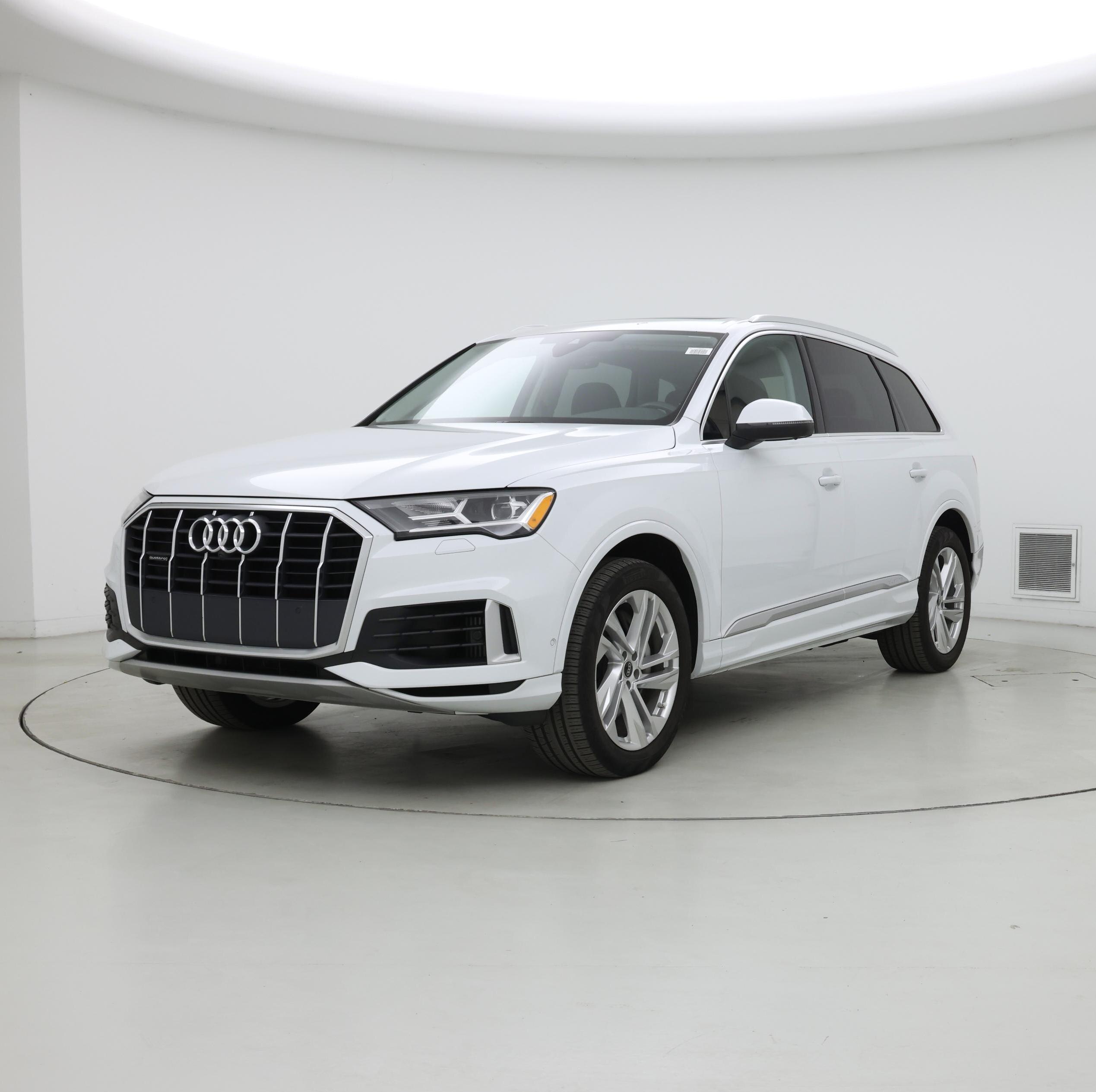 Thumbnail: 2022 Audi Q7 - 4