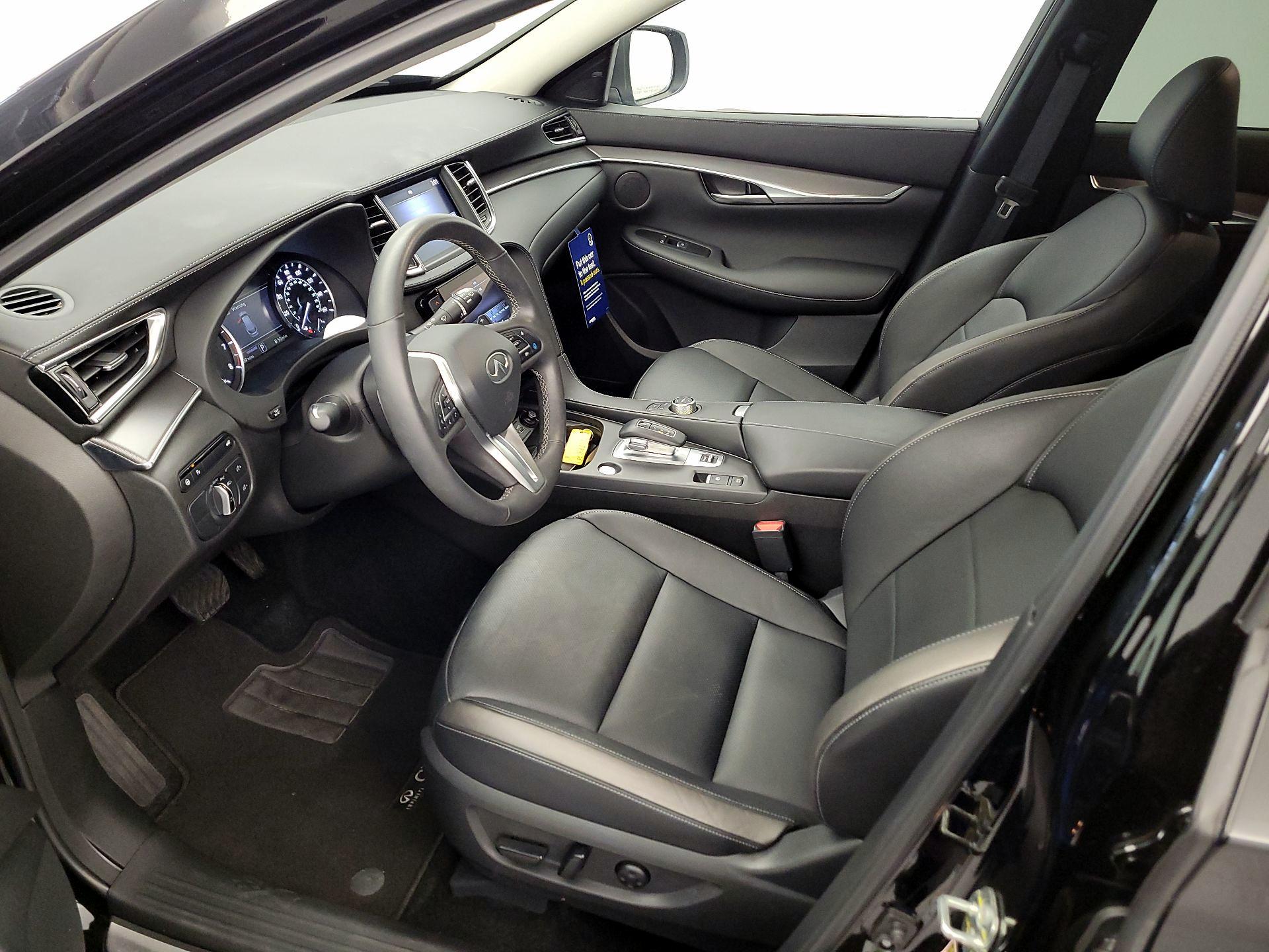 Thumbnail: 2023 INFINITI QX50 - 11