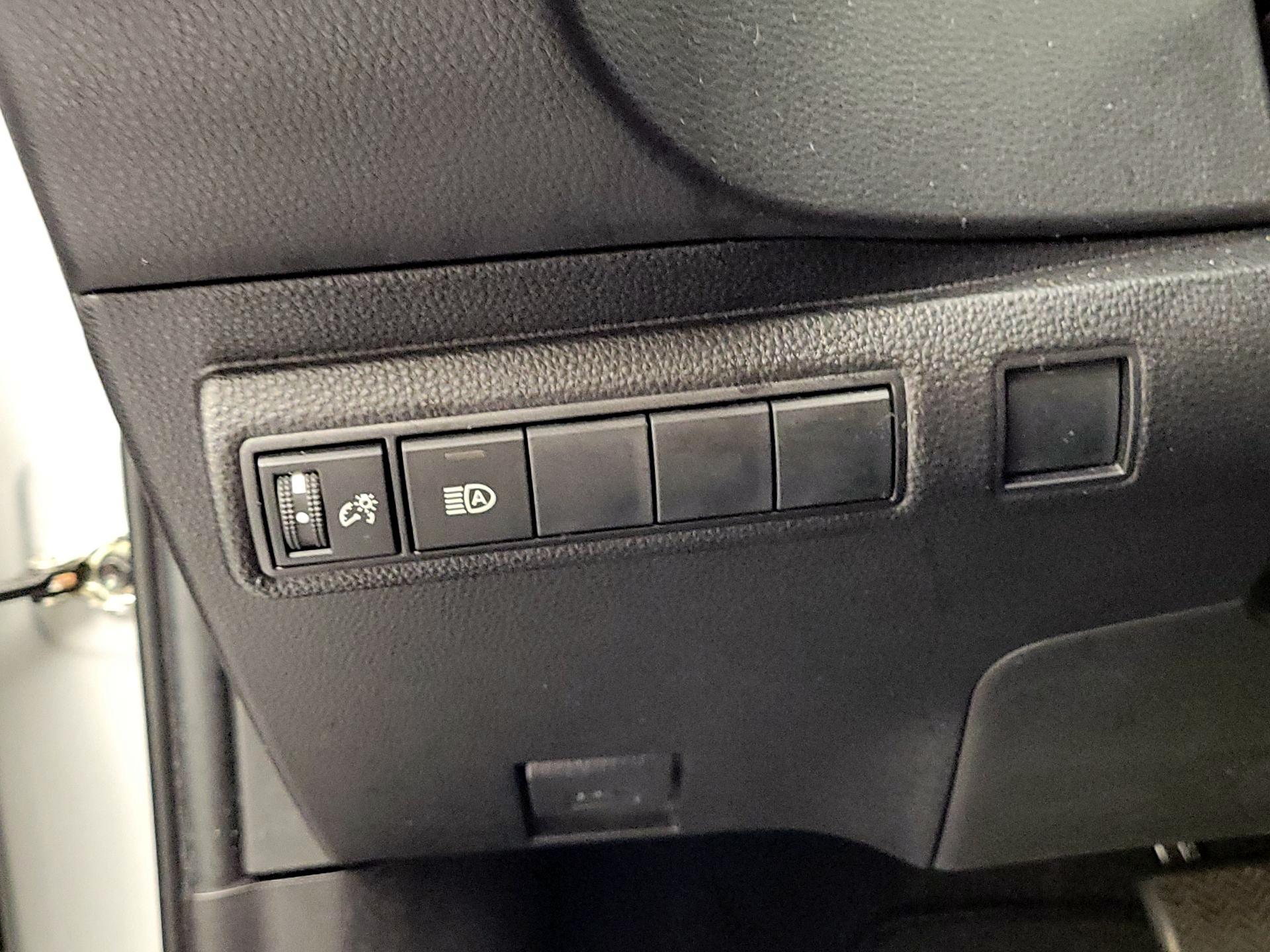 Thumbnail: 2022 Toyota Corolla - 13