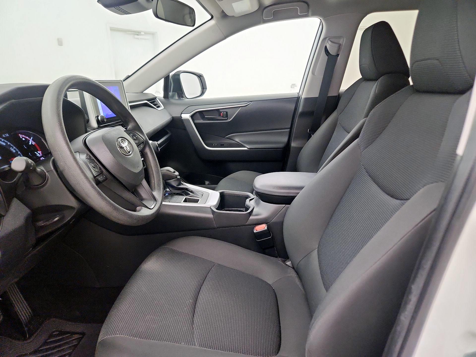 Thumbnail: 2023 Toyota RAV4 - 11