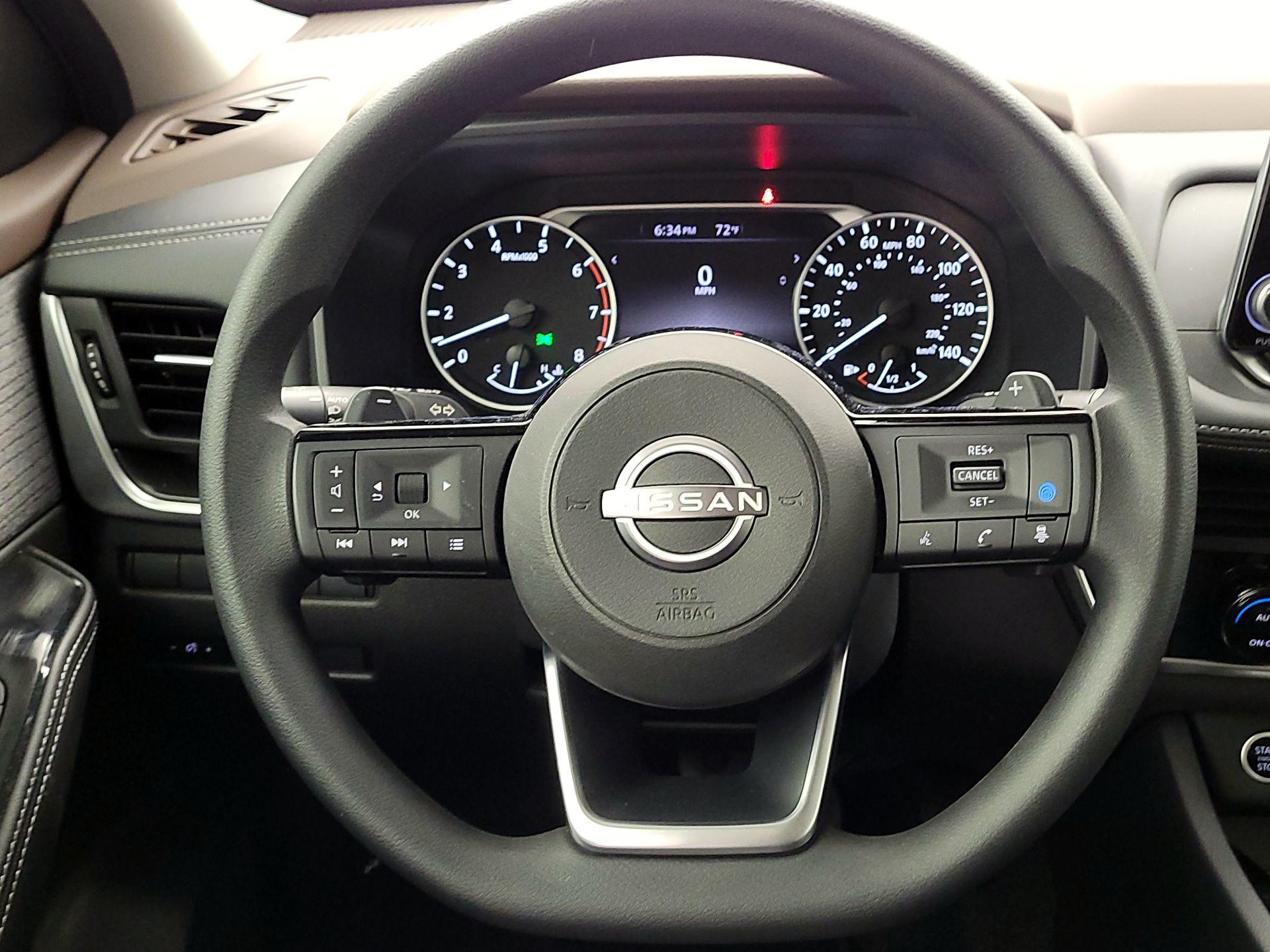 Thumbnail: 2023 Nissan Rogue - 10