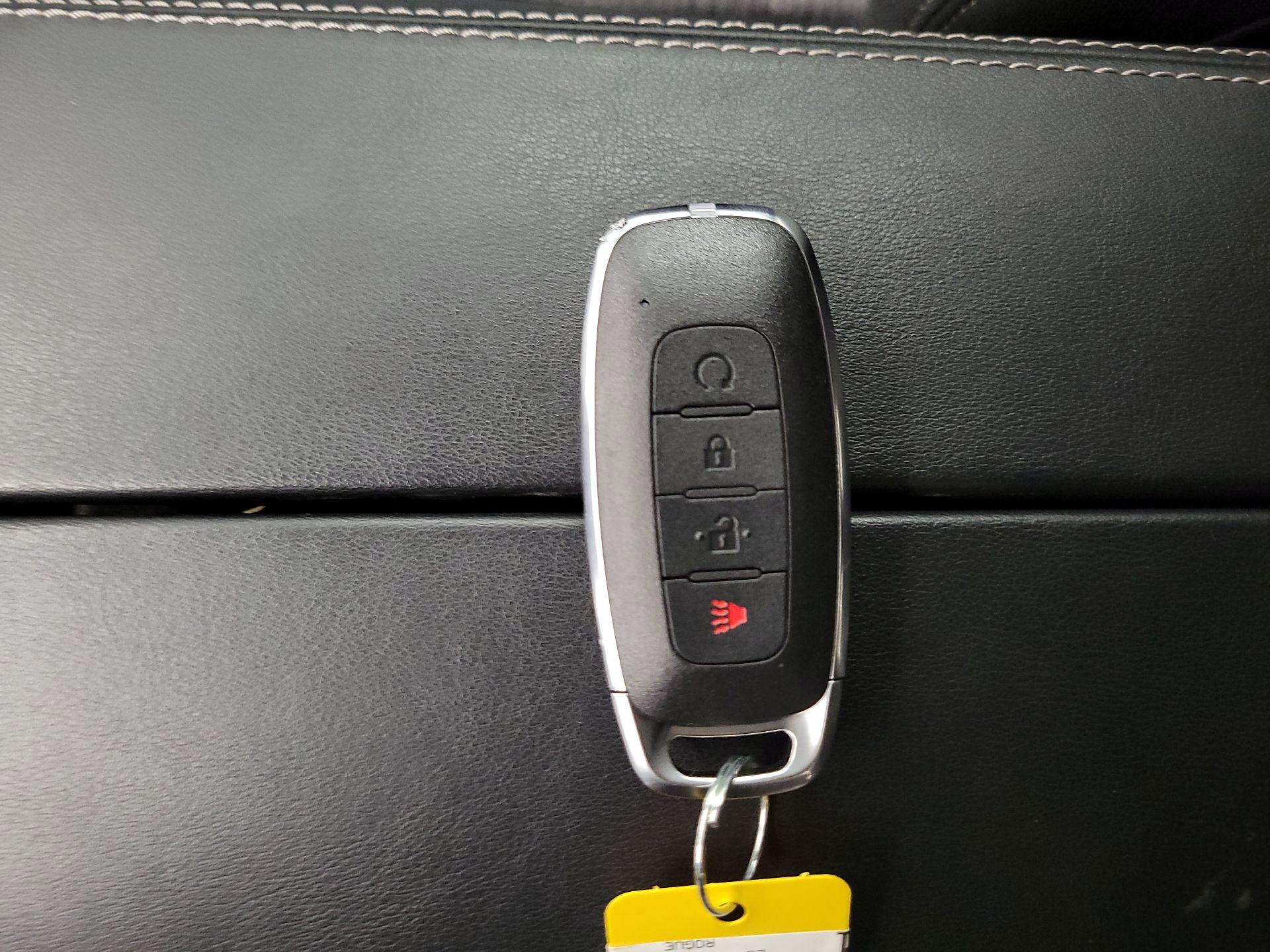 Thumbnail: 2023 Nissan Rogue - 18