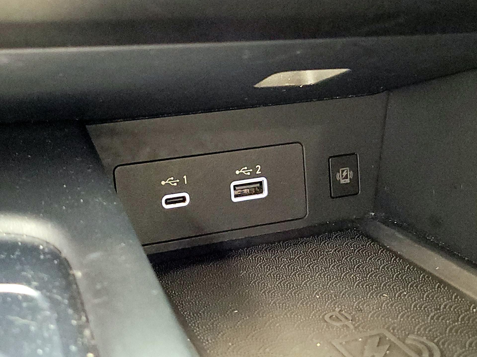 Thumbnail: 2023 INFINITI QX60 - 18