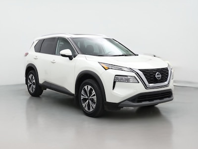 White 2022 Nissan Rogue SV