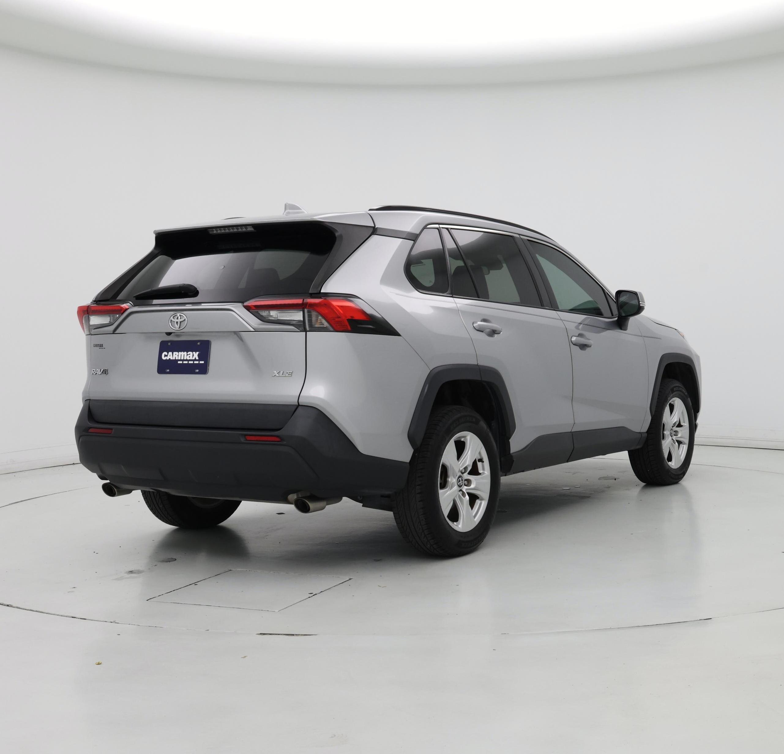 Thumbnail: 2020 Toyota RAV4 - 8