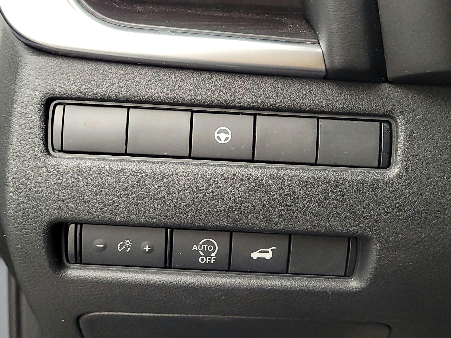 Thumbnail: 2023 Nissan Rogue - 13