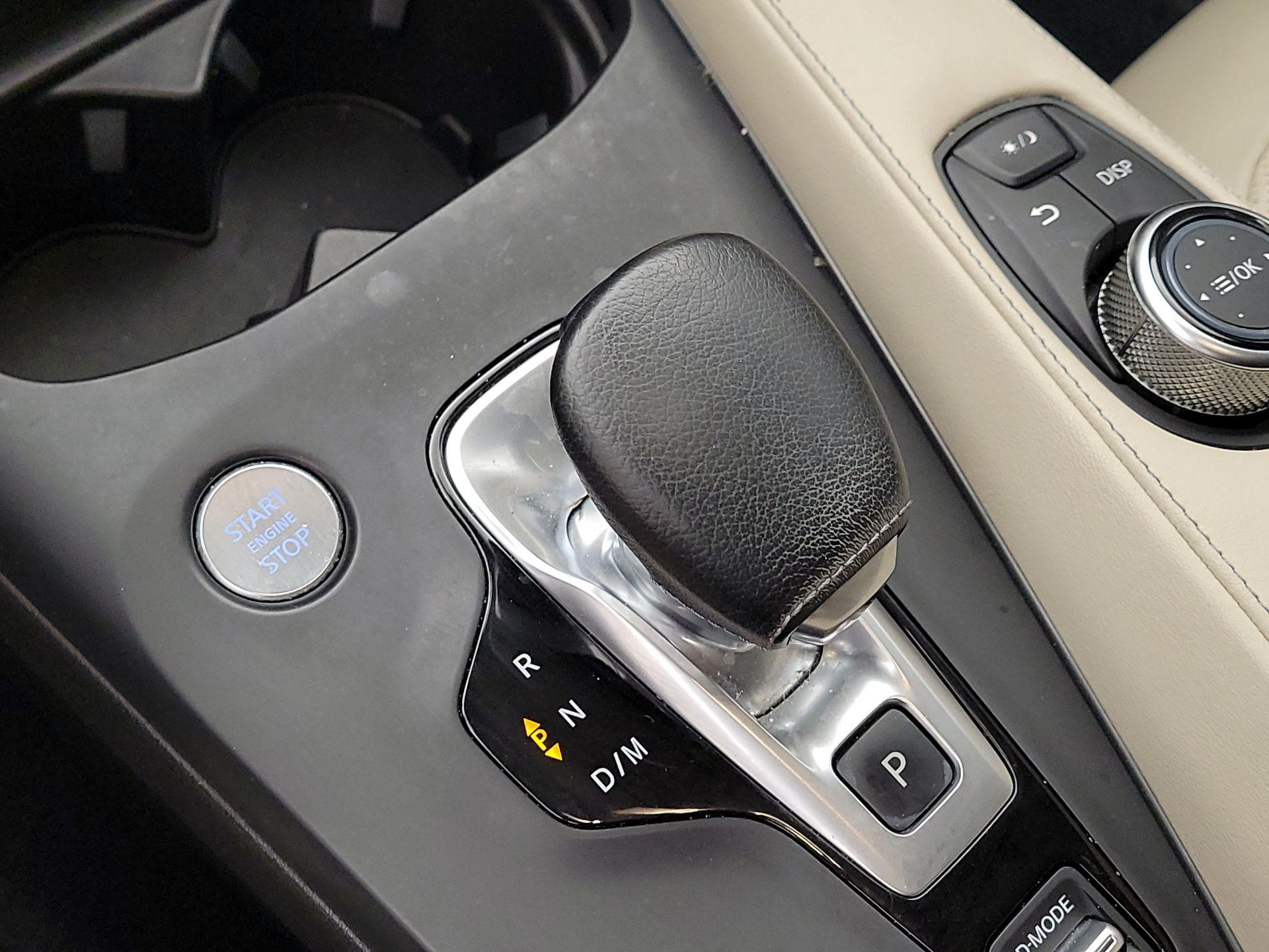 Thumbnail: 2022 INFINITI QX50 - 17